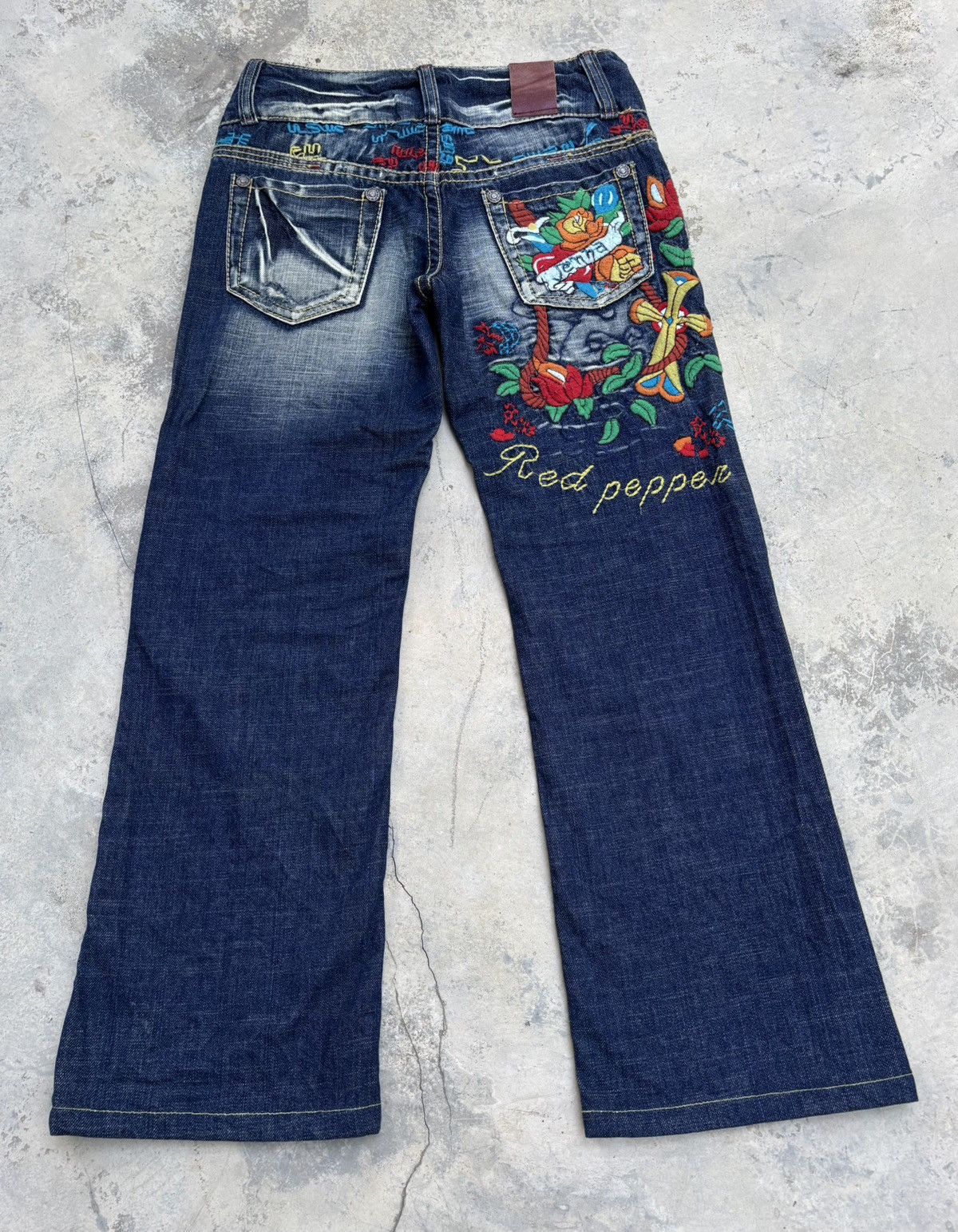 Ed Hardy Flare Baggy Red Pepper Embroidery Ed Hardy Style Jean Size 28" / US 6 / IT 42 - 7 Thumbnail