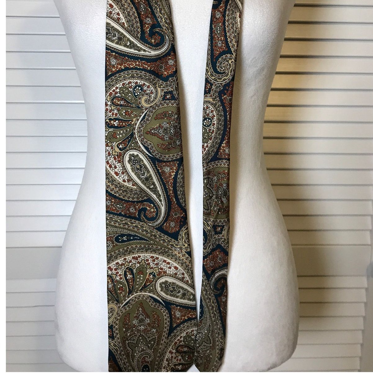 Other Wembley Gold Paisley Classic Wide Men Necktie Size ONE SIZE - 3 Thumbnail