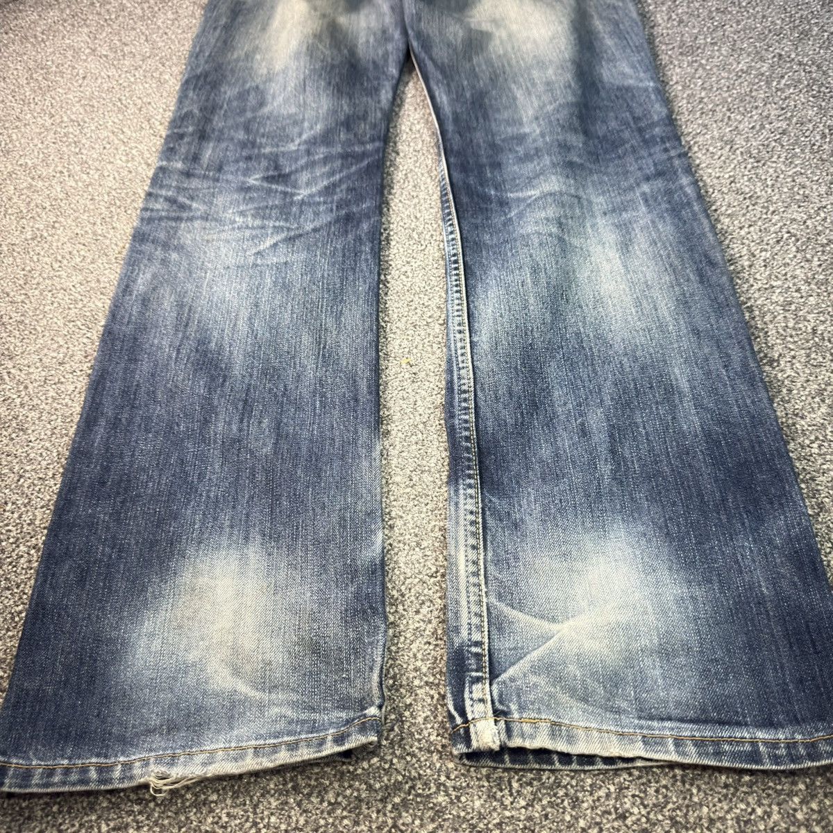 Engineered Garments × Levi's Vintage y2k Levis 524 Distressed Aging Faded Denim W31 Size US 31 - 11 Thumbnail