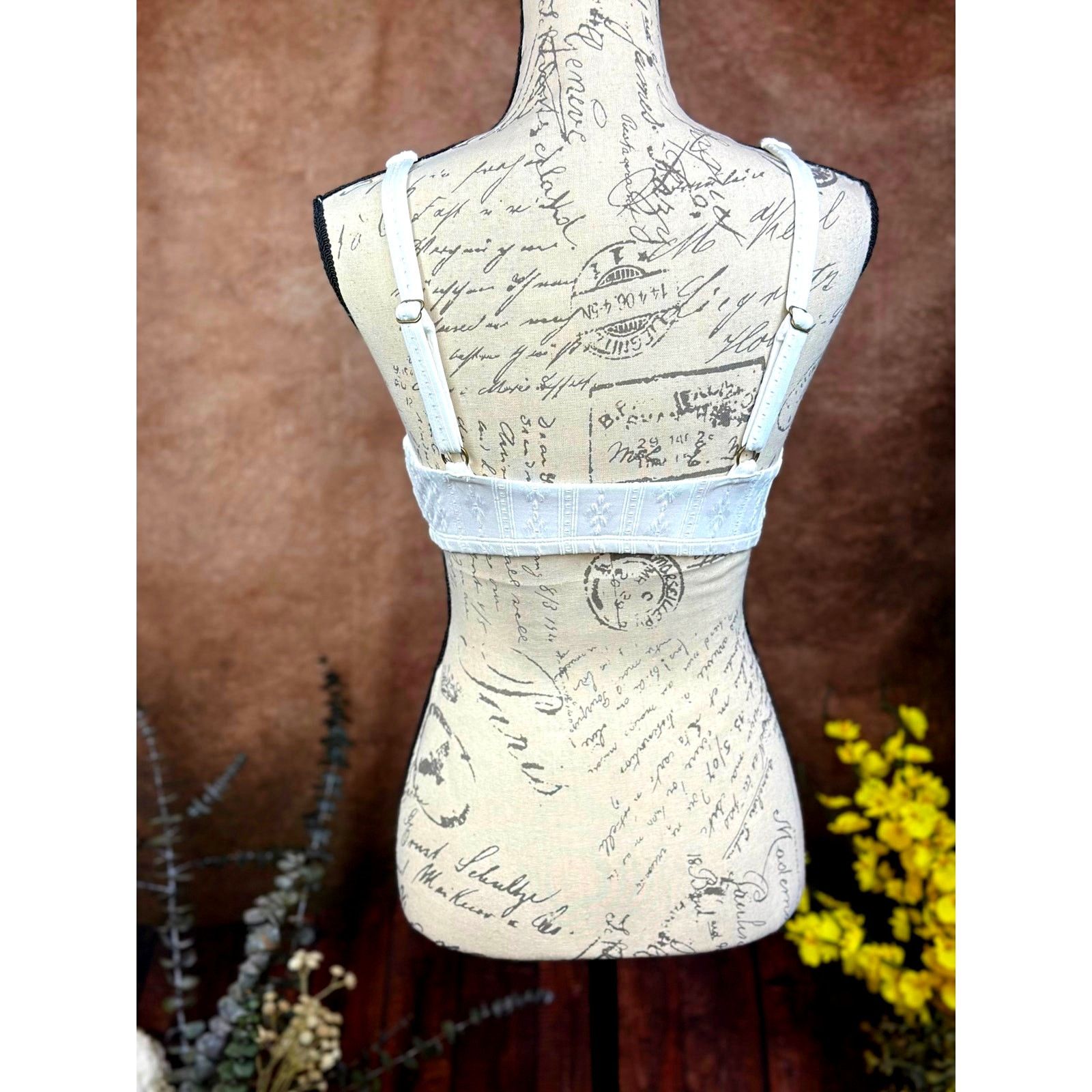Other Eyelet Top Andie Swim The Belmar Top Bikini Top White size S Size S / US 4 / IT 40 - 9 Thumbnail
