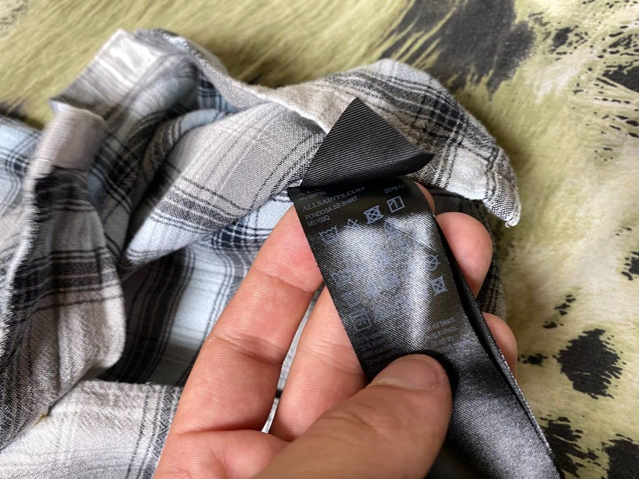 Allsaints × Vintage Allsaints Short Sleeve Plaid Button Up Size US M / EU 48-50 / 2 - 5 Thumbnail