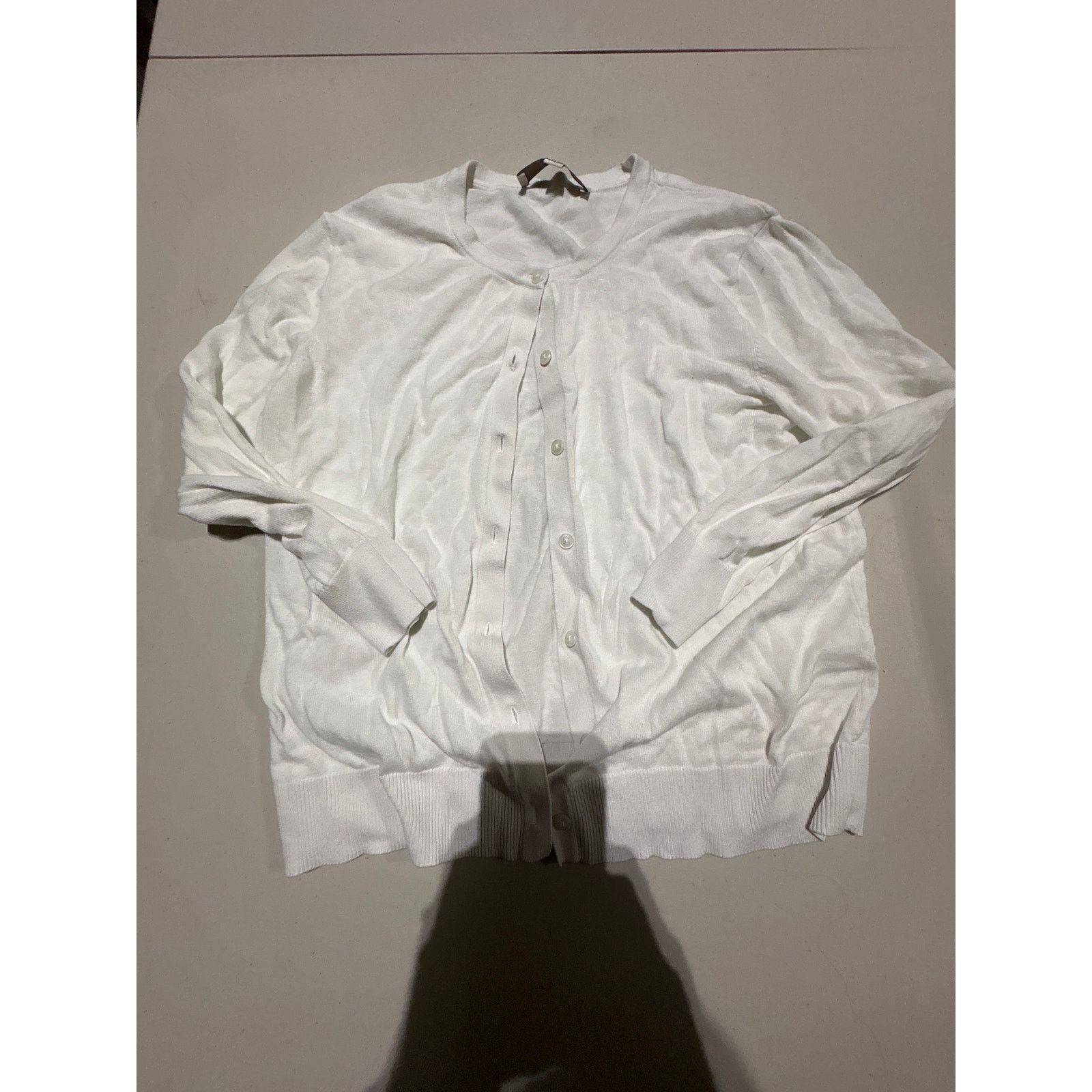 Loft LOFT White Button Front Women’s Small Long Sleeve Sweater Size S / US 4 / IT 40 - 2 Thumbnail