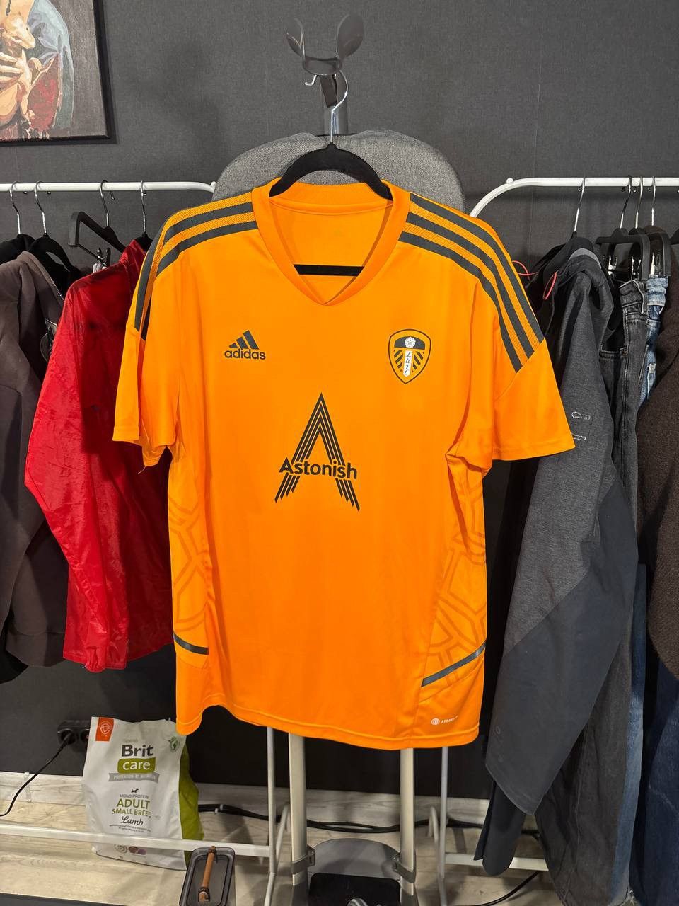 Adidas Adidas Leeds United soccer jersey Size:L Size US L / EU 52-54 / 3 - 1 Thumbnail