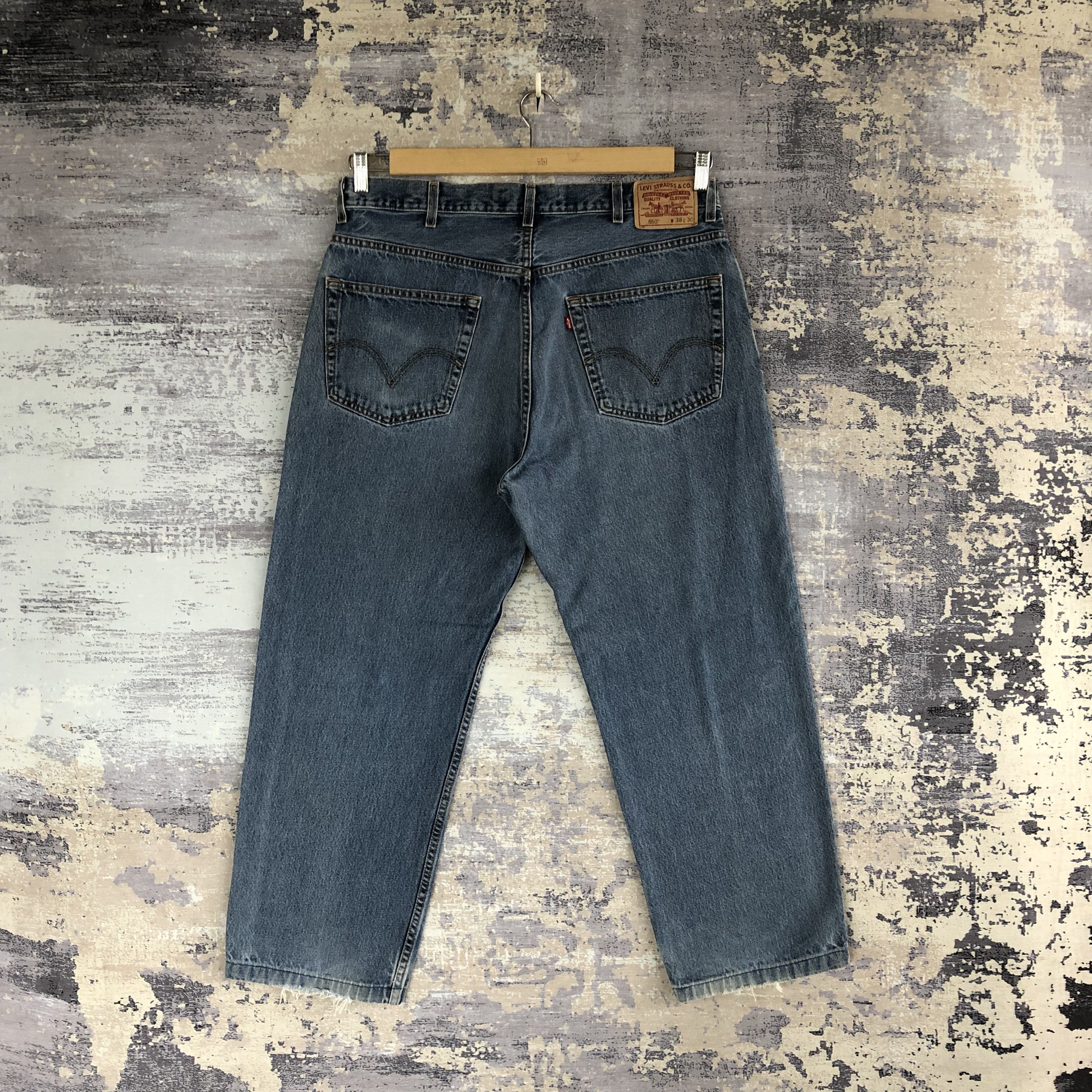 Levi's Vintage Levis 550 Baggy Jeans Levi's Faded Wash Denim Size US 36 / EU 52 - 2 Thumbnail