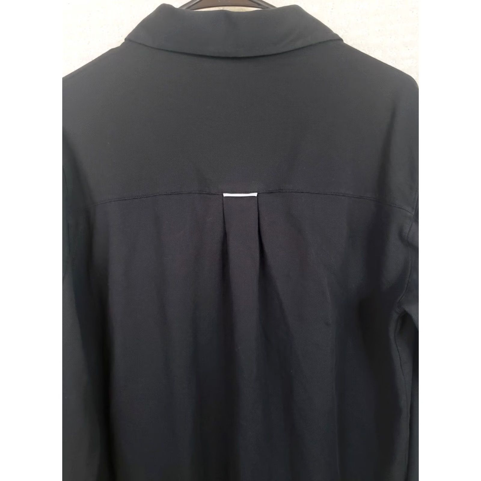 Fabletics Fabletics Button-Up Shirt Black Knit Cotton Blend Long Sleeve Collared Logo Pocket Casual Workwear Country China Men M Regular Width: N/A Size US M / EU 48-50 / 2 - 6 Thumbnail