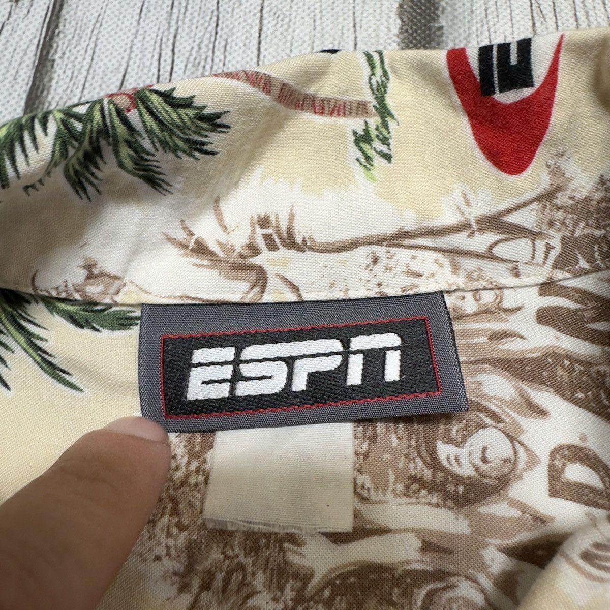 Vintage Vintage ESPN shirt Size US XL / EU 56 / 4 - 4 Thumbnail