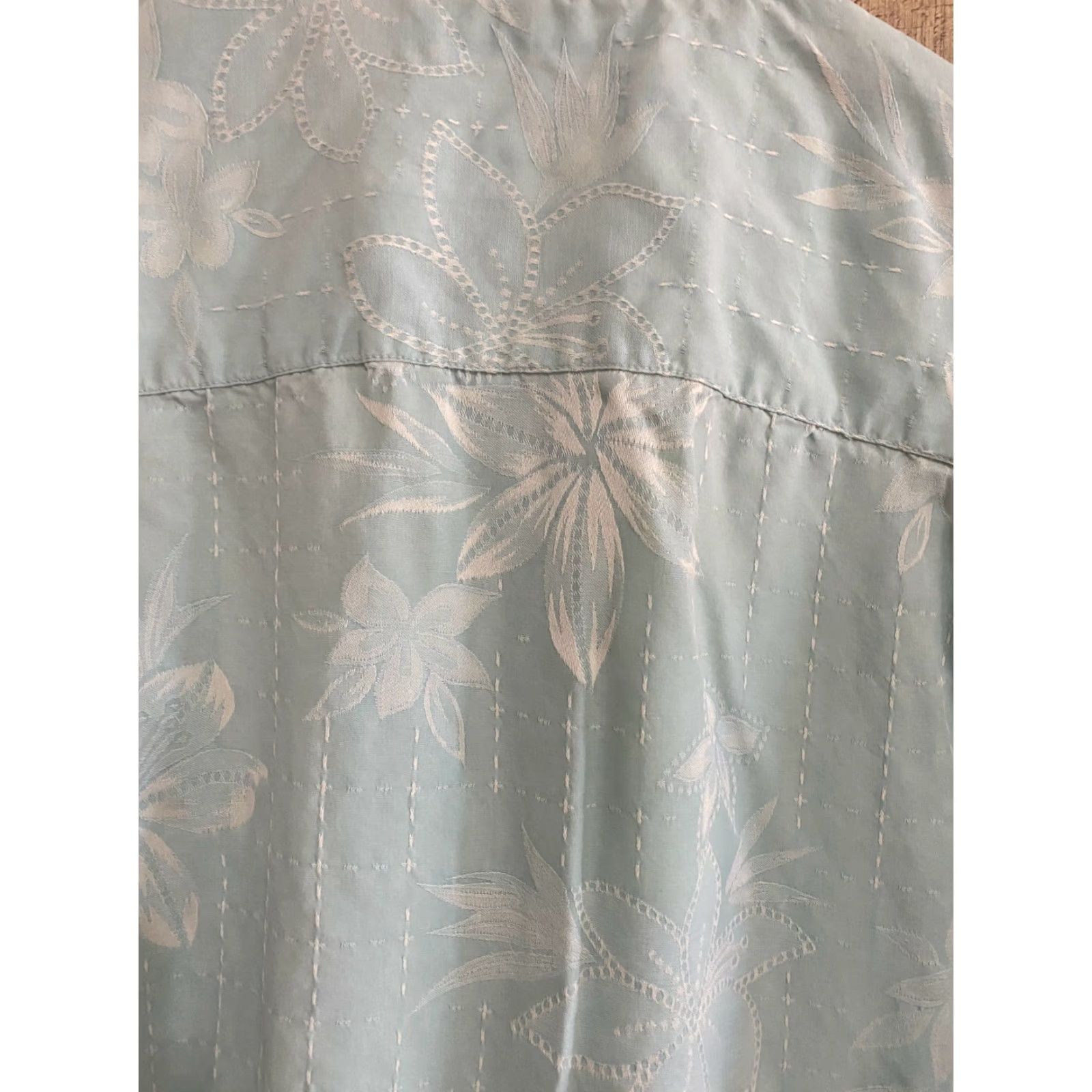 Tommy Bahama VINTAGE Tommy Bahama MEN'S HAWAIIAN SHIRT - Size L - 100% SILK - Blue - Floral - Button-Up - Short Sleeve - Aloha - Mens Size US L / EU 52-54 / 3 - 3 Thumbnail