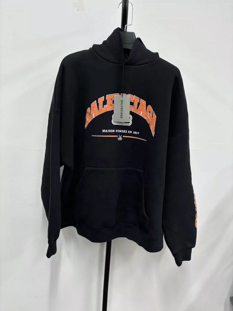 Balenciaga Balenciaga Scissors Double B Old Sweater Size US S / EU 44-46 / 1 - 1 Thumbnail
