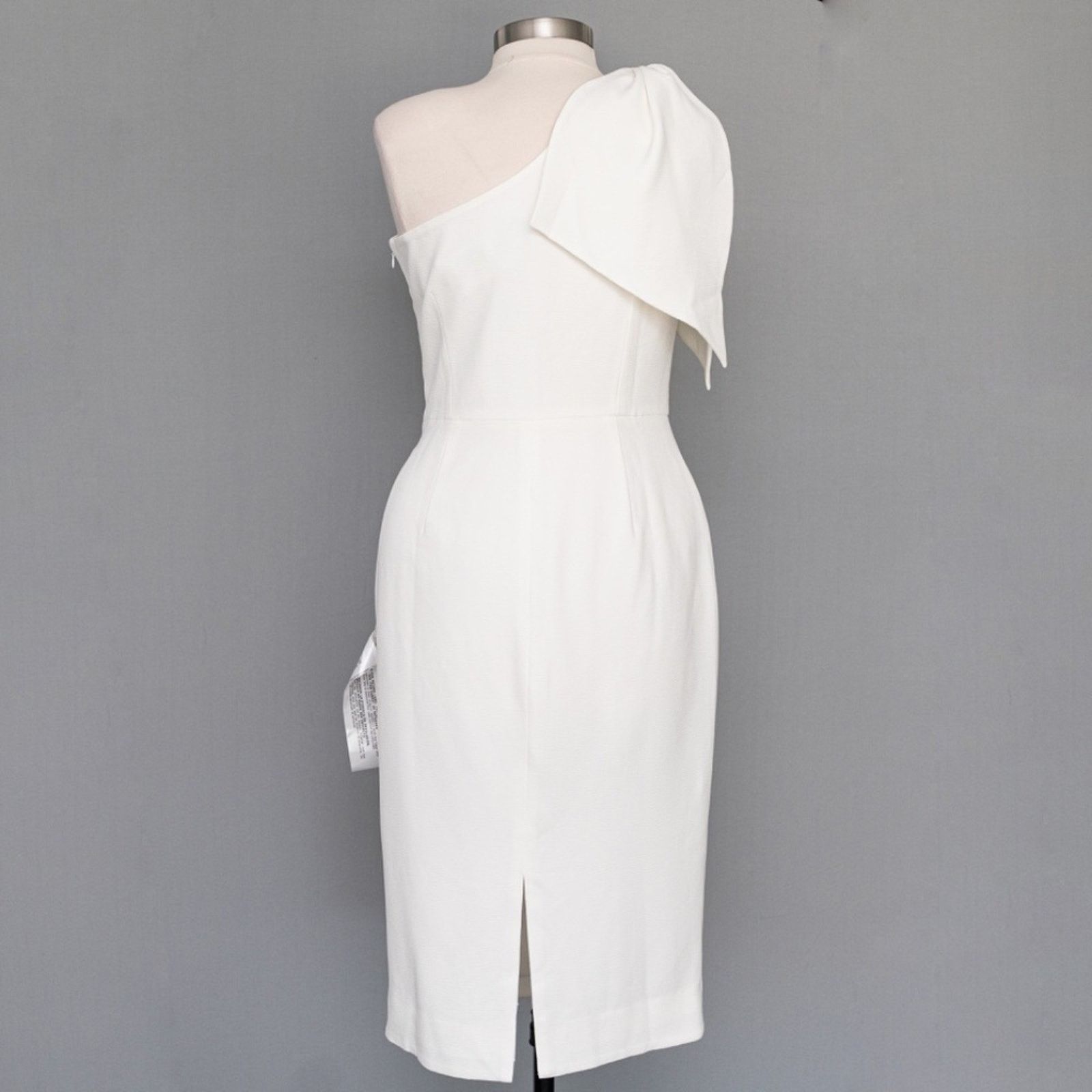 Dress the Population Dress The Population. One Shoulder Bow Dress. Size L / US 10 / IT 46 - 2 Thumbnail