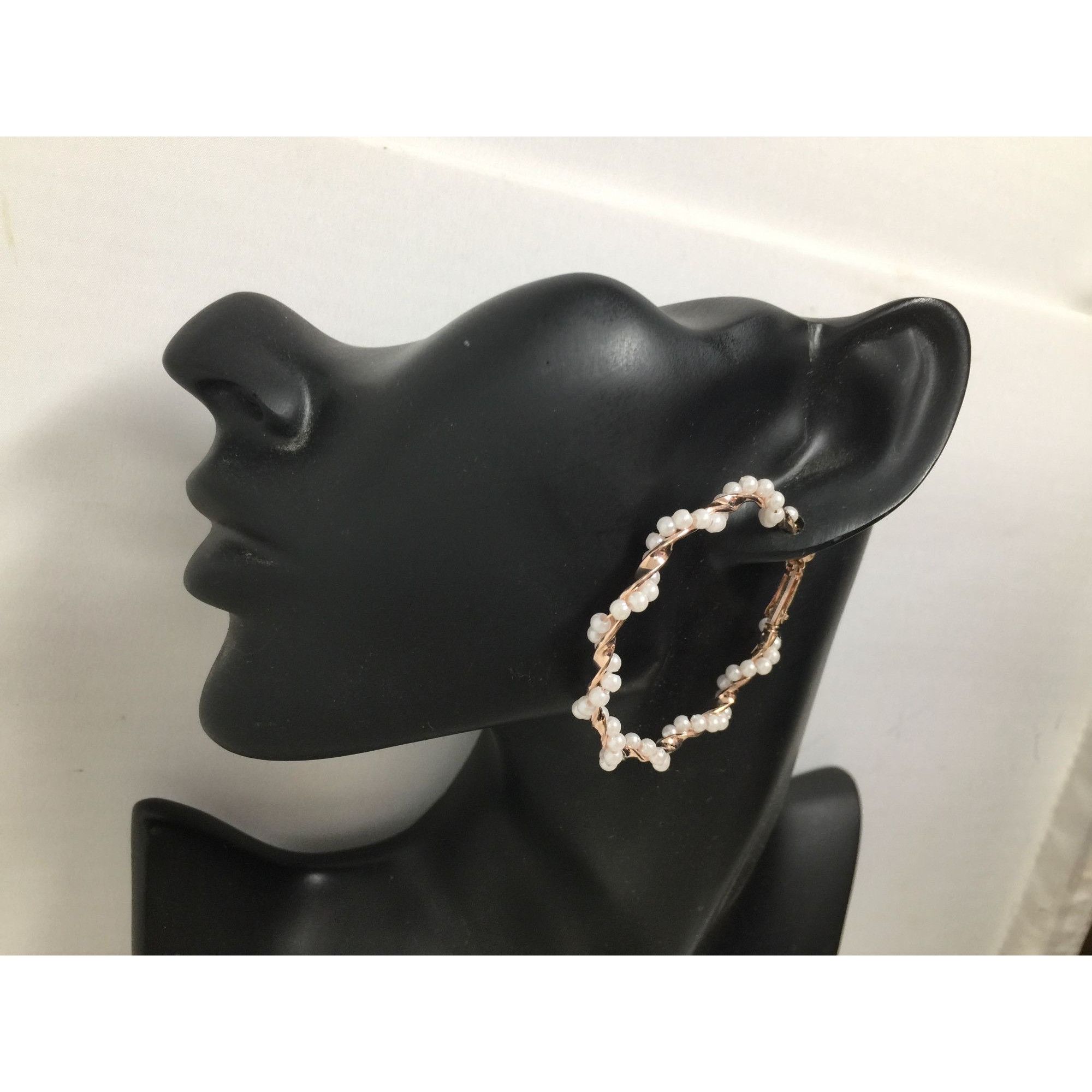Other Women's Rose Gold Twisted Hoop Earrings with White Faux Pear Size ONE SIZE - 6 Thumbnail