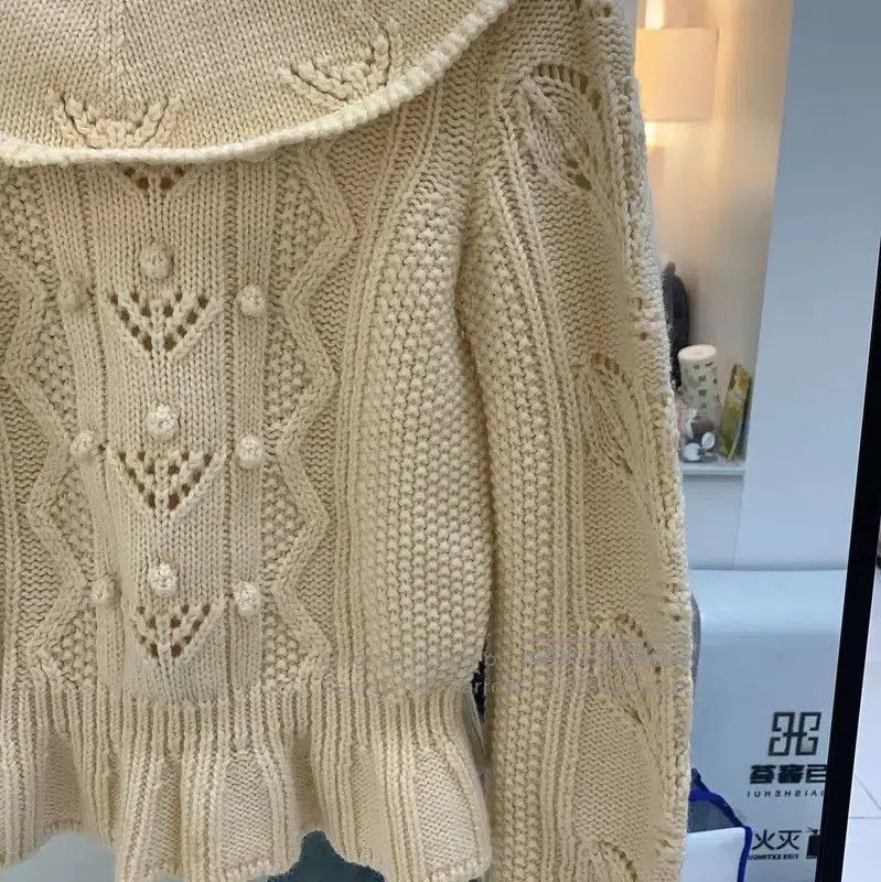 Valentino Valentino Women's Cream Wool Blend Sweater . Size M / US 6-8 / IT 42-44 - 4 Thumbnail