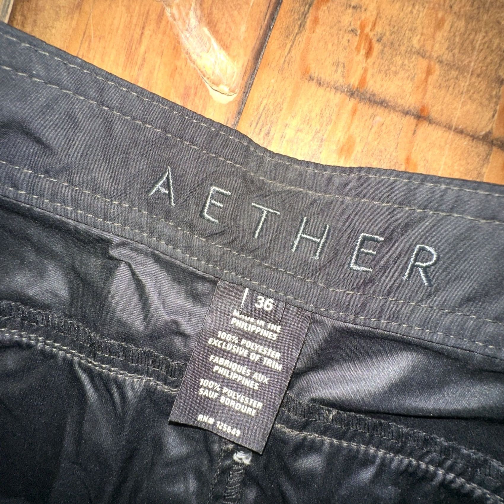Aether Apparel Swim Shorts Shorts 7-3/4" Piping Jet Black 36w Msrp 30 Mens, Men's — image 4 of 6