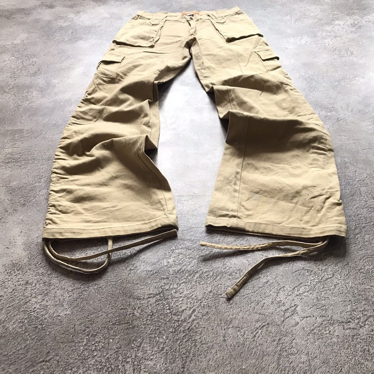Vintage Vintage 90s Baggy Cargo Pants Flared Parachute Streetwear 26 Size 26" / US 2 / IT 38 - 1 Thumbnail