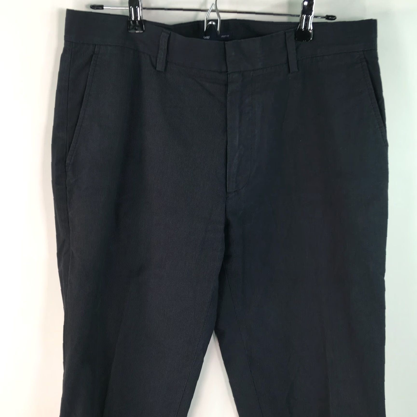 Gap Gap Mens Regular Flat Front Straight Fit Casual Black Dress Pants Size 33X32 Slacks Pants Size US 33 - 4 Thumbnail