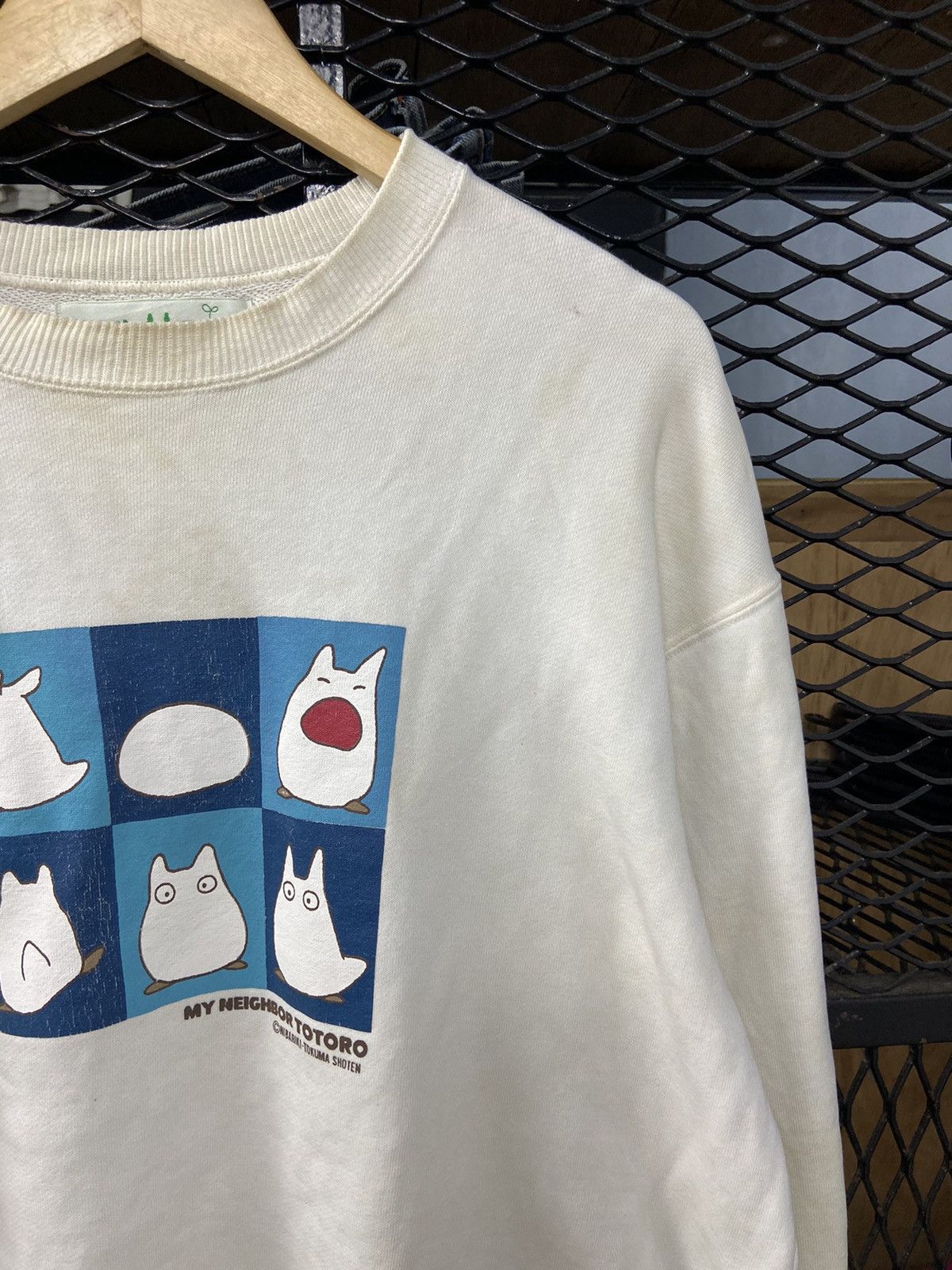Anime × Japanese Brand × Vintage RARE! Emilio My Neighbour Totoro Sweatshirt Size US L / EU 52-54 / 3 - 4 Thumbnail