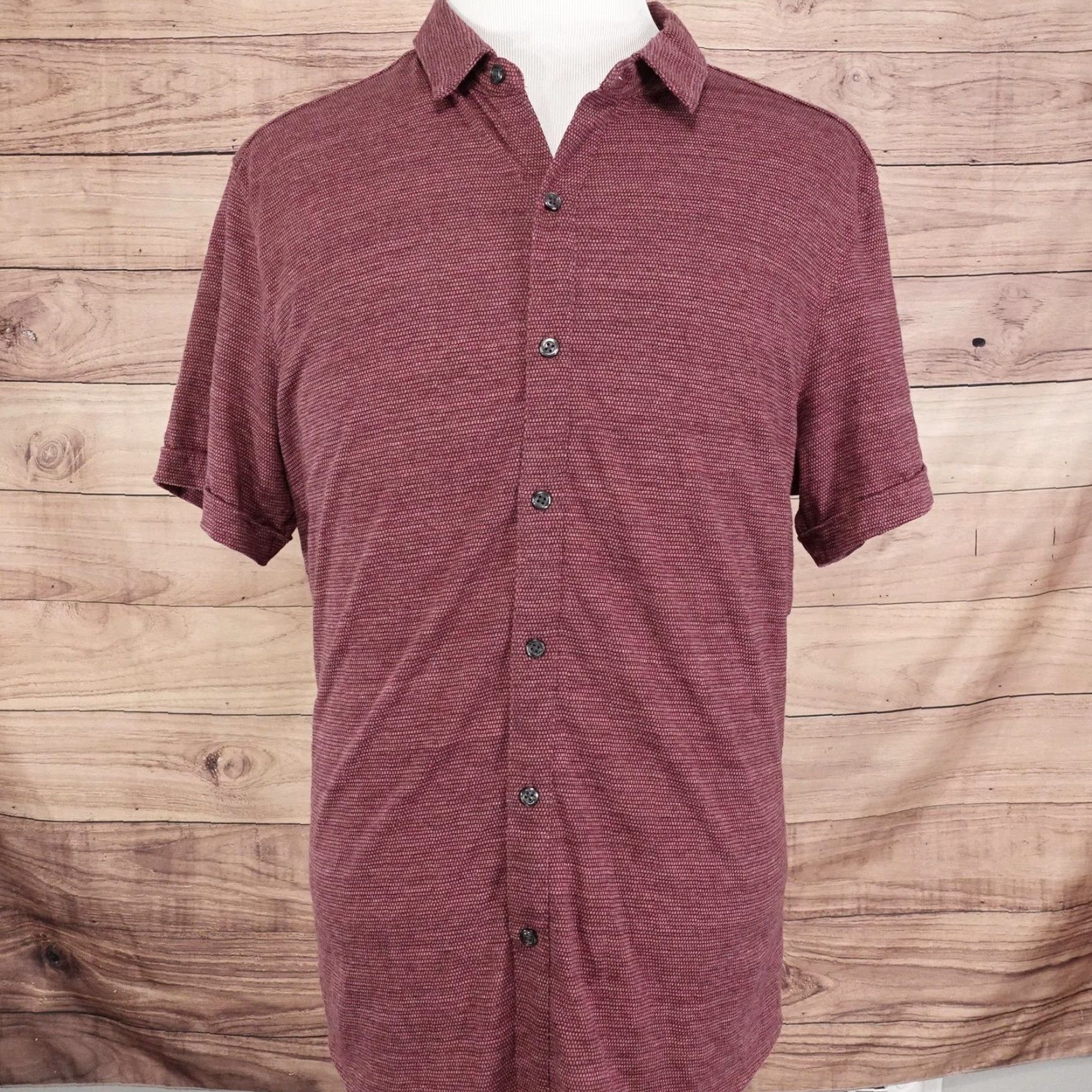 Apt. 9 APT 9 Shirt Mens 2XL Red Textured Knit Short Sleeve Button Front Collared Shirt Size US XXL / EU 58 / 5 - 3 Thumbnail