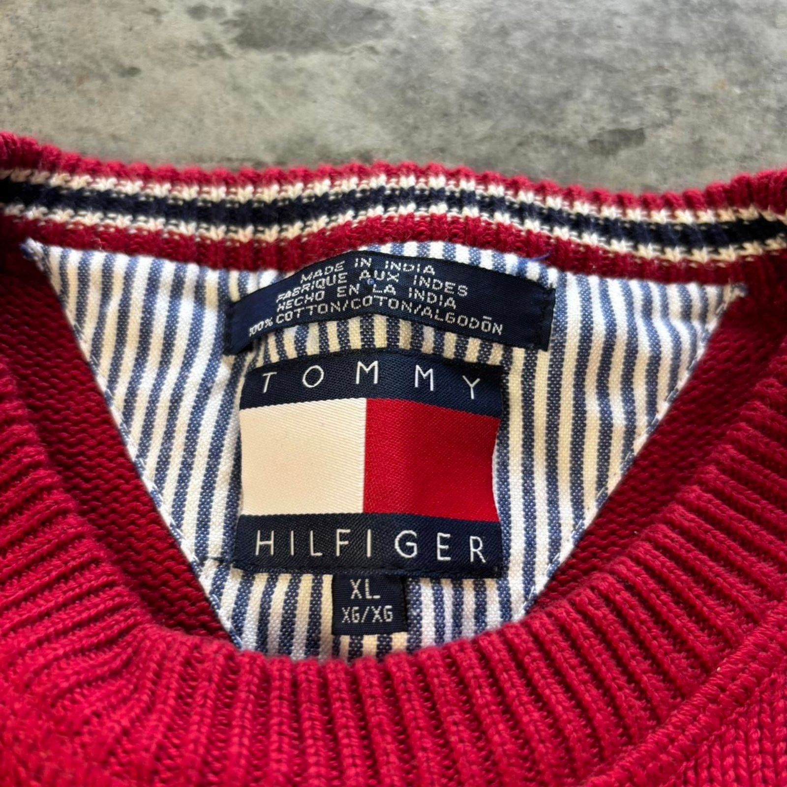 Tommy Hilfiger × Vintage 90s Tommy Hilfiger Red Sweater Size US XL / EU 56 / 4 - 2 Thumbnail