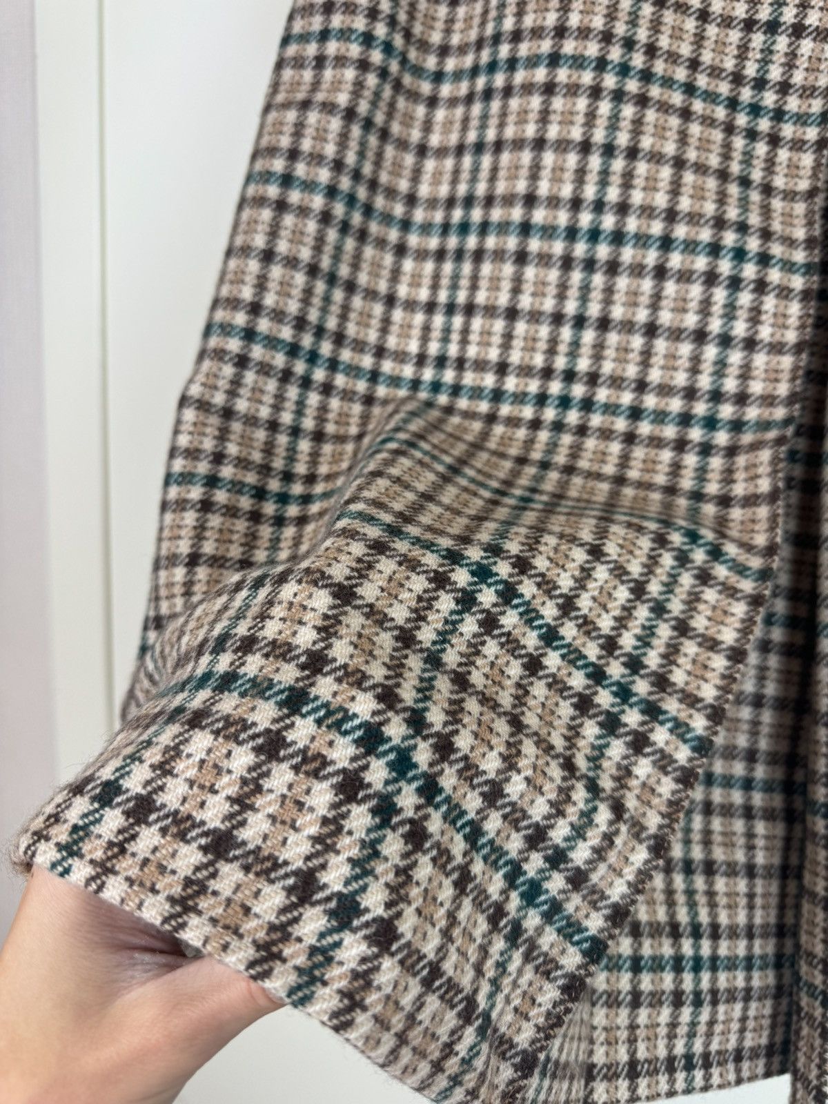 Ballantyne Ballantyne vintage wool houdthtooth skirt mid Burberry style Size 27" / US 4 / IT 40 - 2 Thumbnail