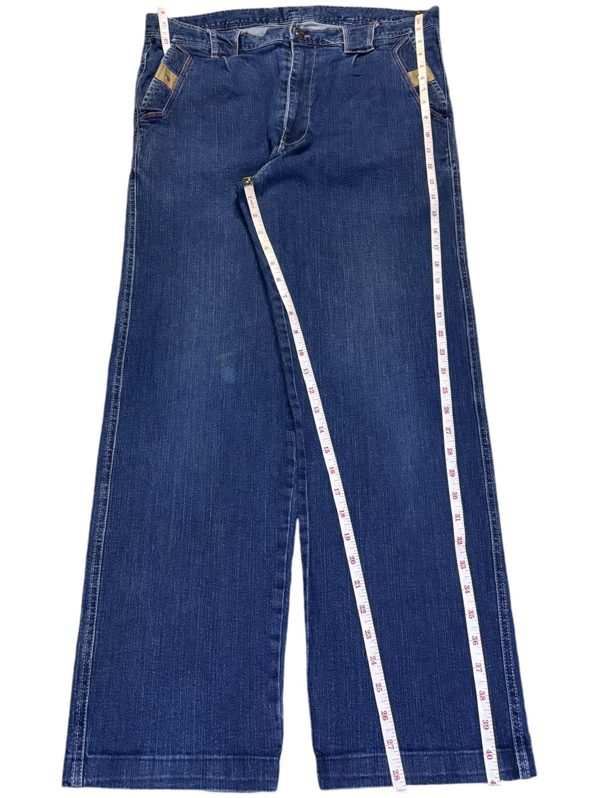 Japanese Brand Vintage Japanese Brand Blue Wash Embroidered Loose Jeans Size US 35 - 13 Thumbnail