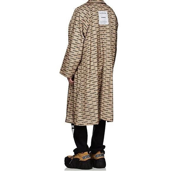 Vetements 🔥VETEMENTS VETMON HIVER 2019 MONOGRAM UNISEX RAINCOAT JACKET Size US S / EU 44-46 / 1 - 2 Thumbnail