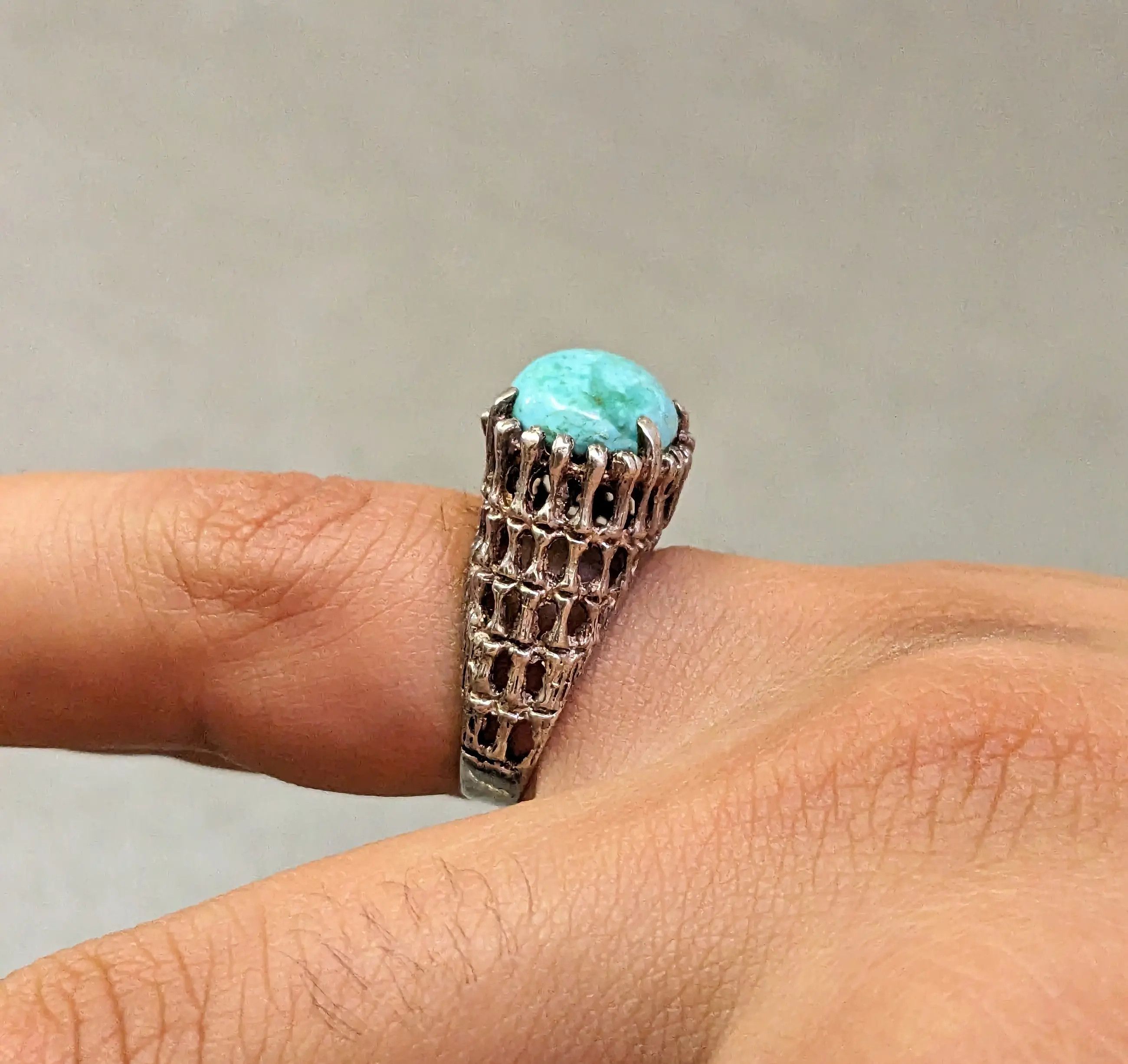 Jewelry Vintage Sterling Silver Ring Green Turquoise Oval 7.5 Brutal Size ONE SIZE - 15 Thumbnail