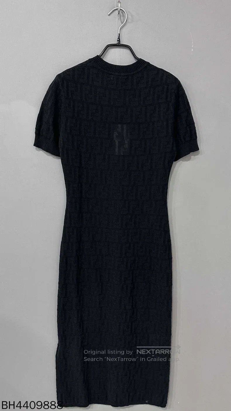 Fendi Fendi Maxi dress with openwork floral embroidery Size XXS / US 00 / IT 34 - 2 Thumbnail