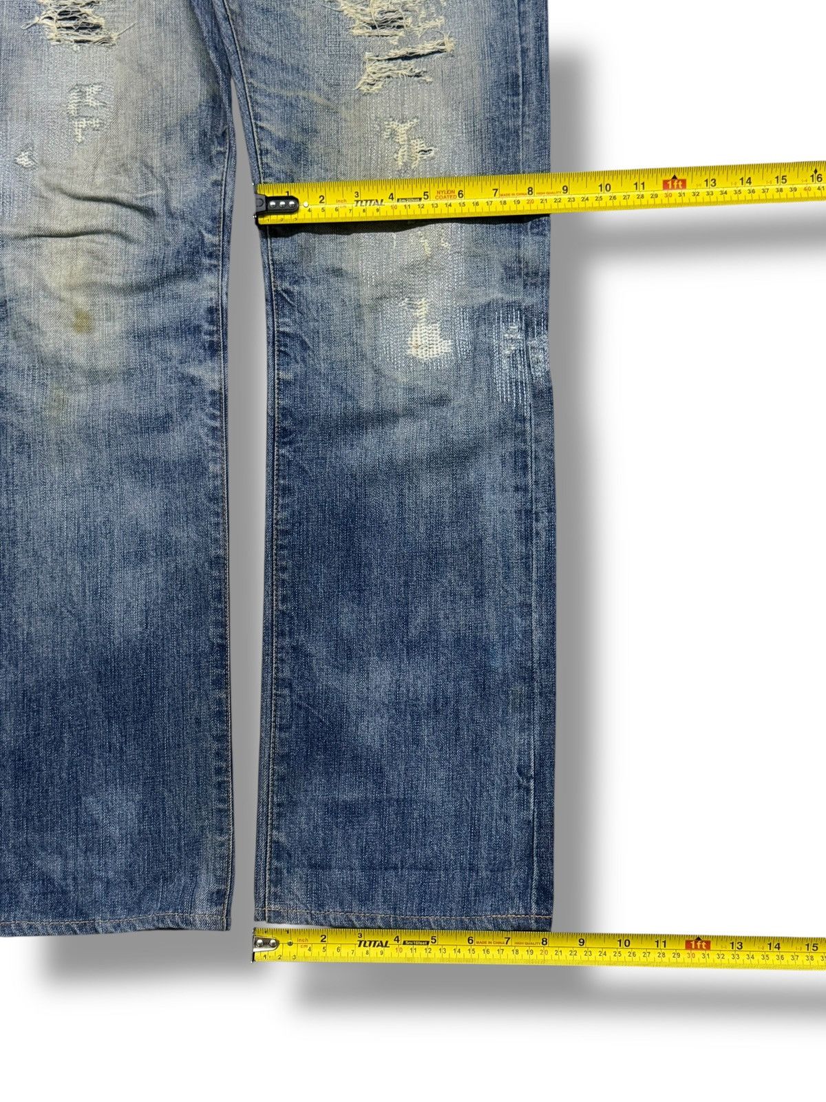 AG Adriano Goldschmied Vintage AG Adriano Goldschmied Destroyed Vintage Wash Denim Size US 33 - 16 Thumbnail