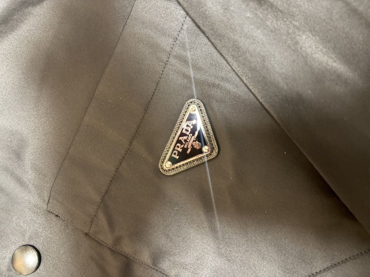 Prada Prada re-nylon shirt Size US S / EU 44-46 / 1 - 6 Thumbnail