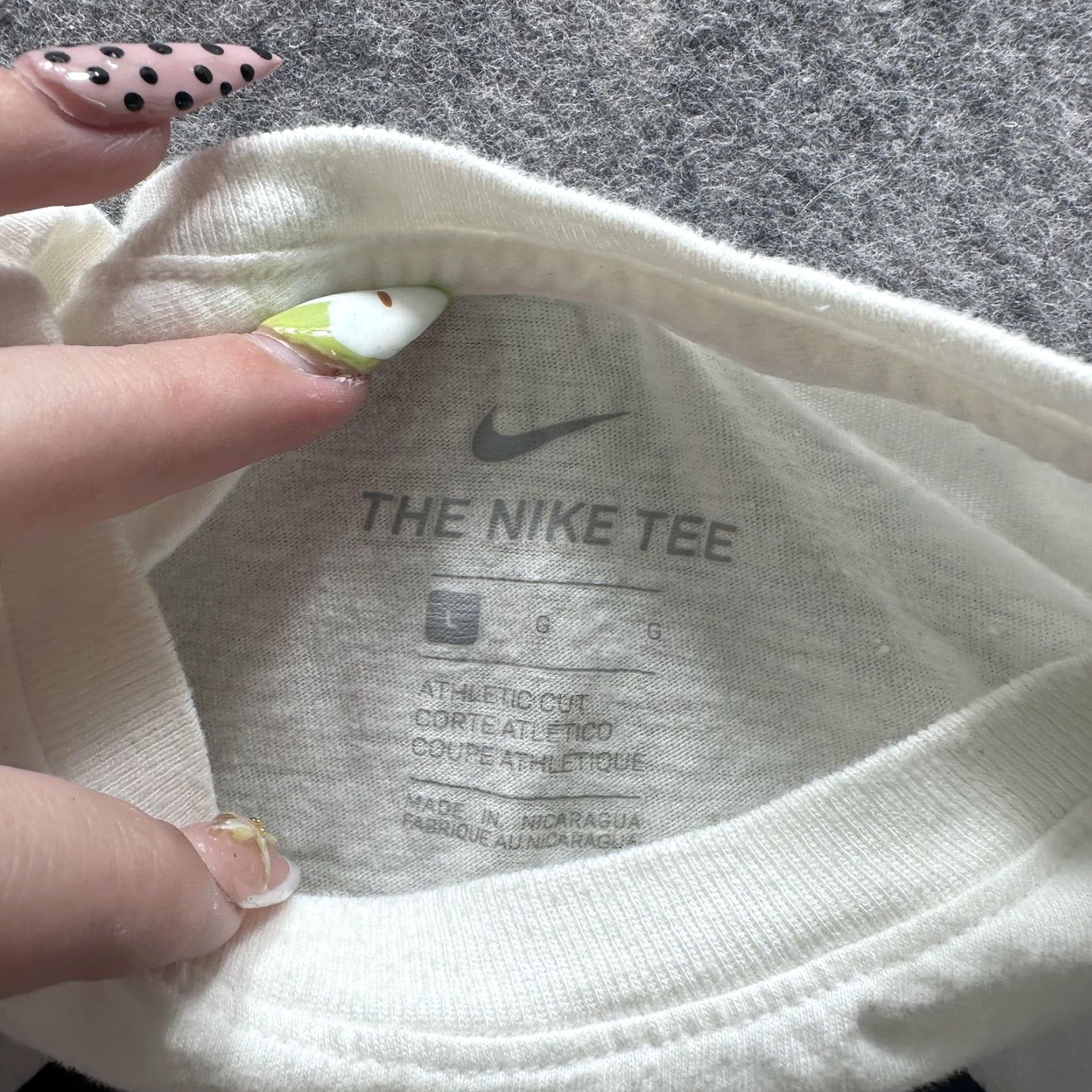 Nike Nike Shirt Mens L White Football Graphic Tee Tagless Crewneck Athletic Cotton Size US L / EU 52-54 / 3 - 3 Thumbnail