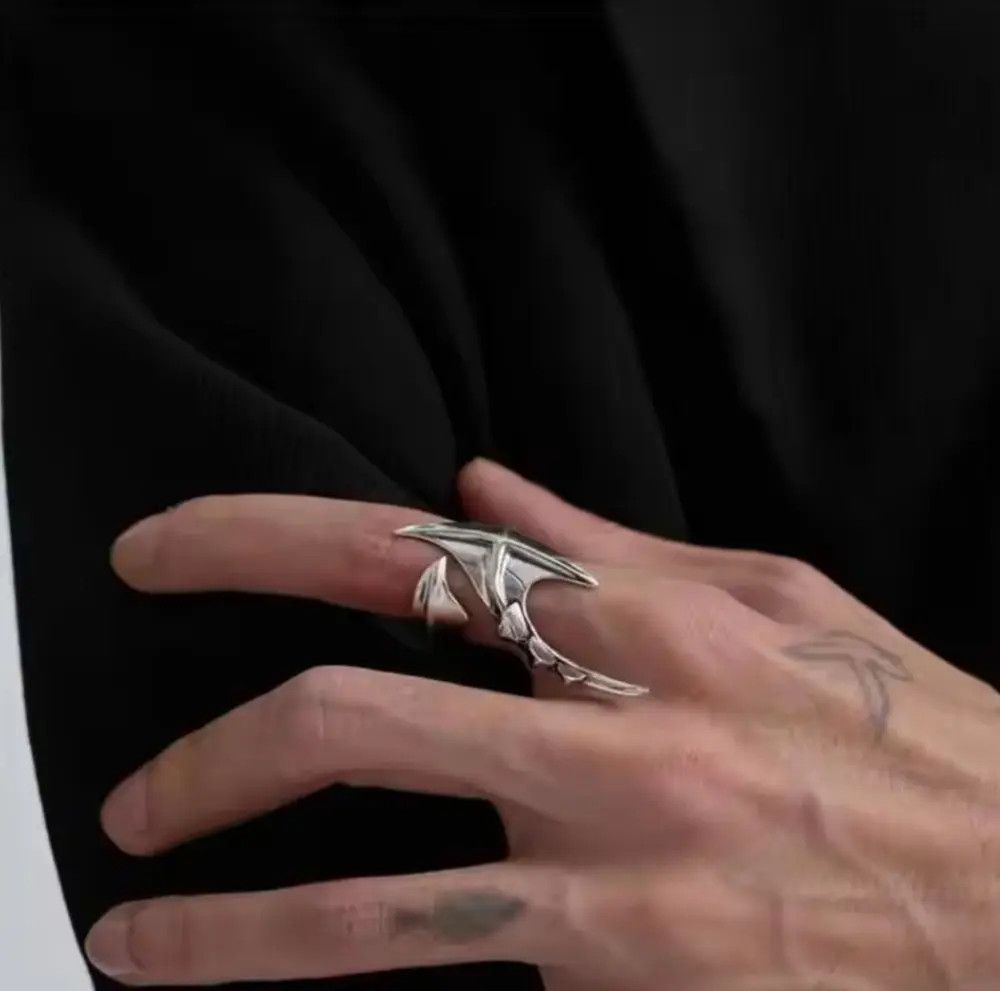 Jewelry Cyberpunk Alien Irregular Ring Size ONE SIZE - 1 Thumbnail