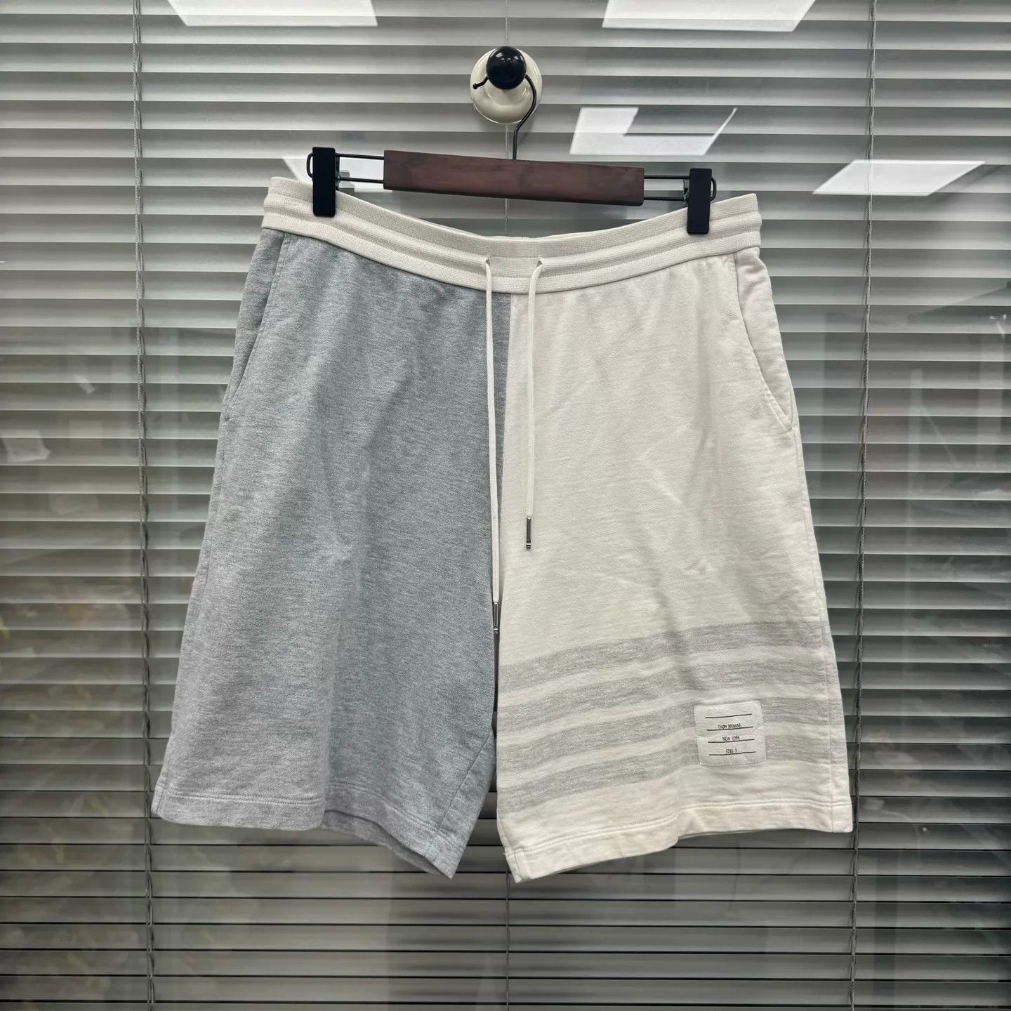 Thom Browne TB White & Gray Colorblocked New Shorts Size 3 Size US 34 / EU 50 - 1 Thumbnail
