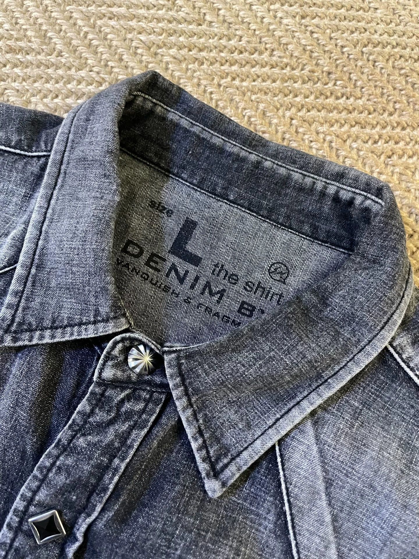Vanquish VANQUISH x FRAGMENT Distressed Washed Denim Shirt L Like New Size US L / EU 52-54 / 3 - 7 Thumbnail