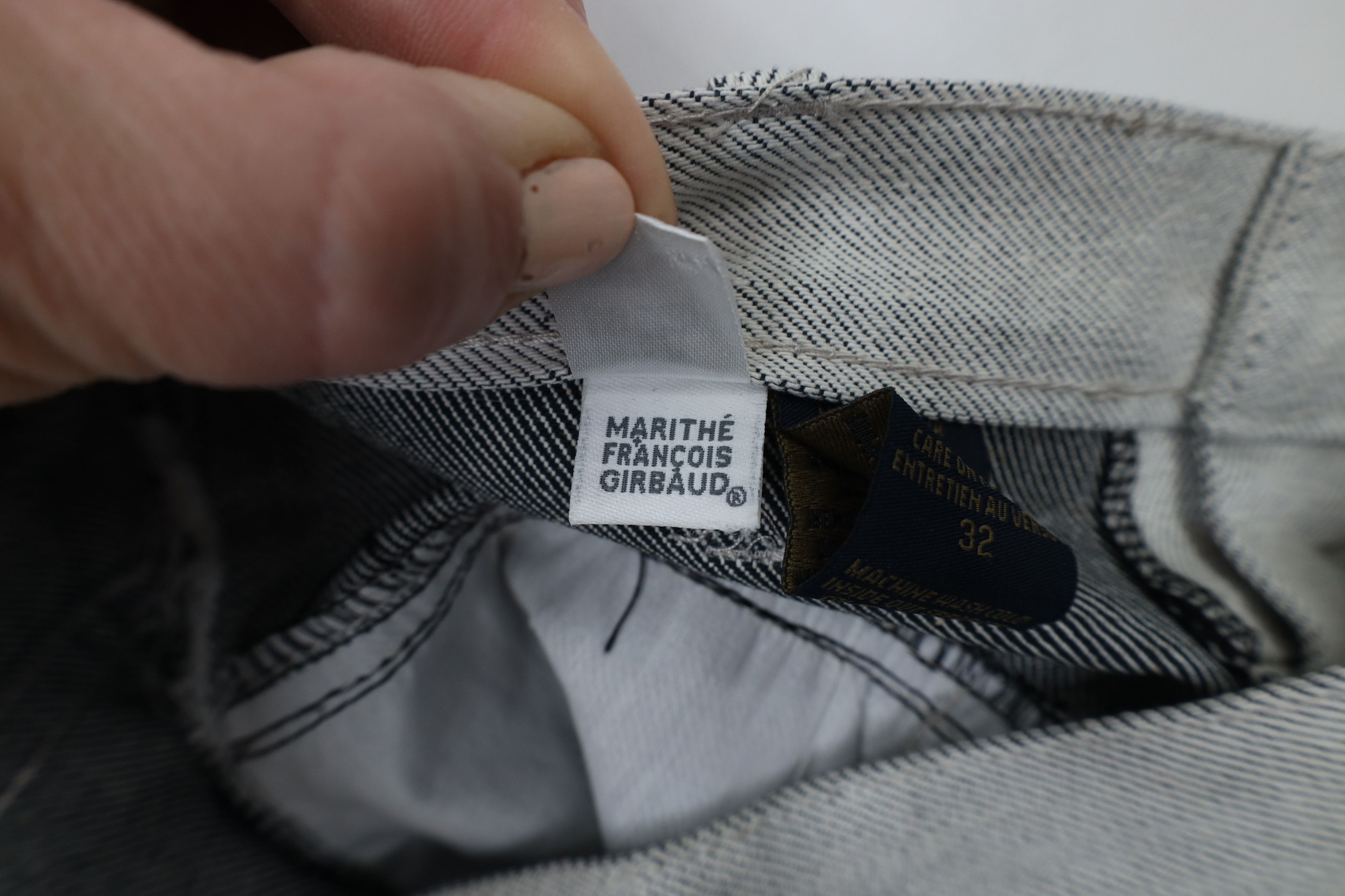 Marithe + Francois Girbaud Deadstock Vintage 90s Marithe Francois Girbaud Denim Shorts Size US 32 / EU 48 - 11 Thumbnail
