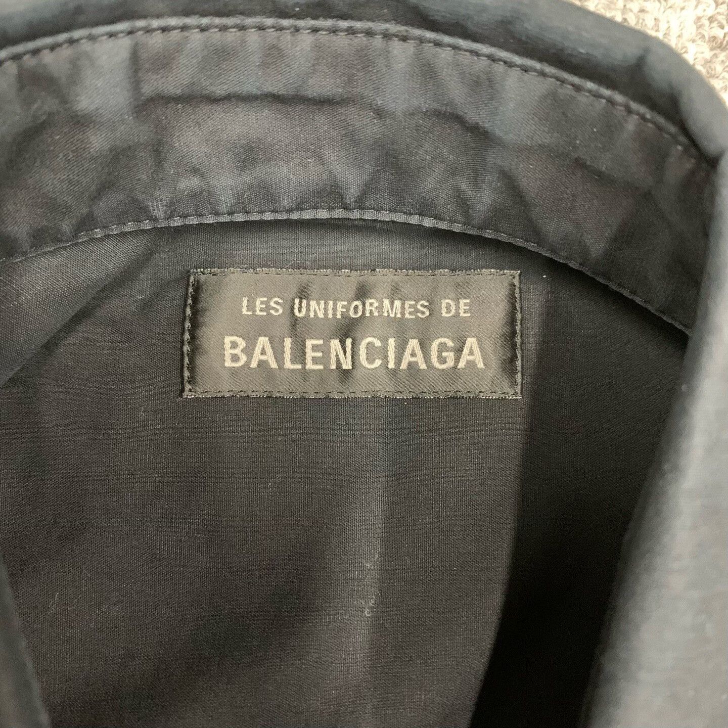 Balenciaga balenciaga black distressed button-up shirt jacket Size US M / EU 48-50 / 2 - 4 Thumbnail