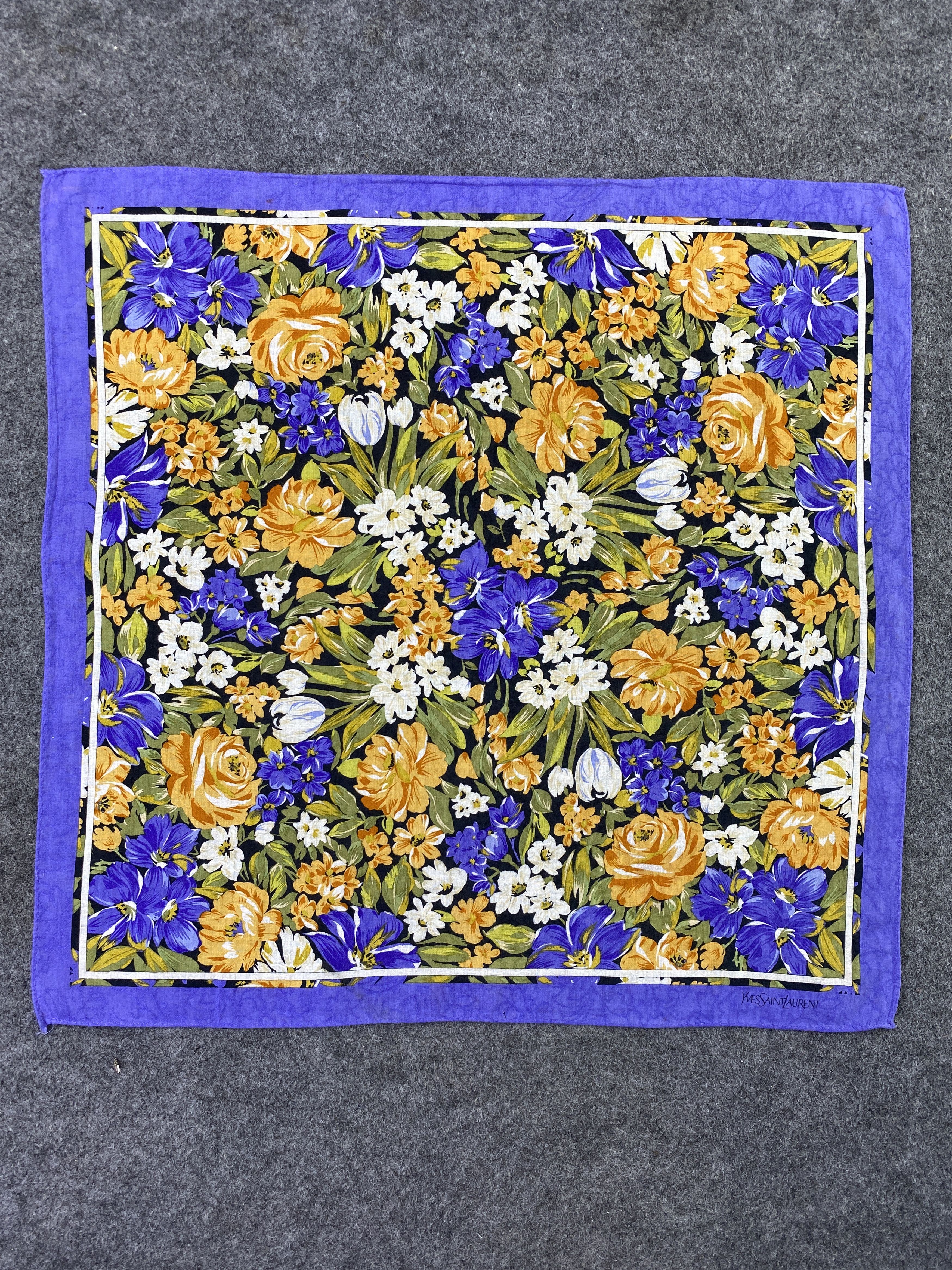 Yves Saint Laurent Yves Saint Laurent Handkerchief / Bandana / Neckerchief-B292 Size ONE SIZE - 3 Thumbnail