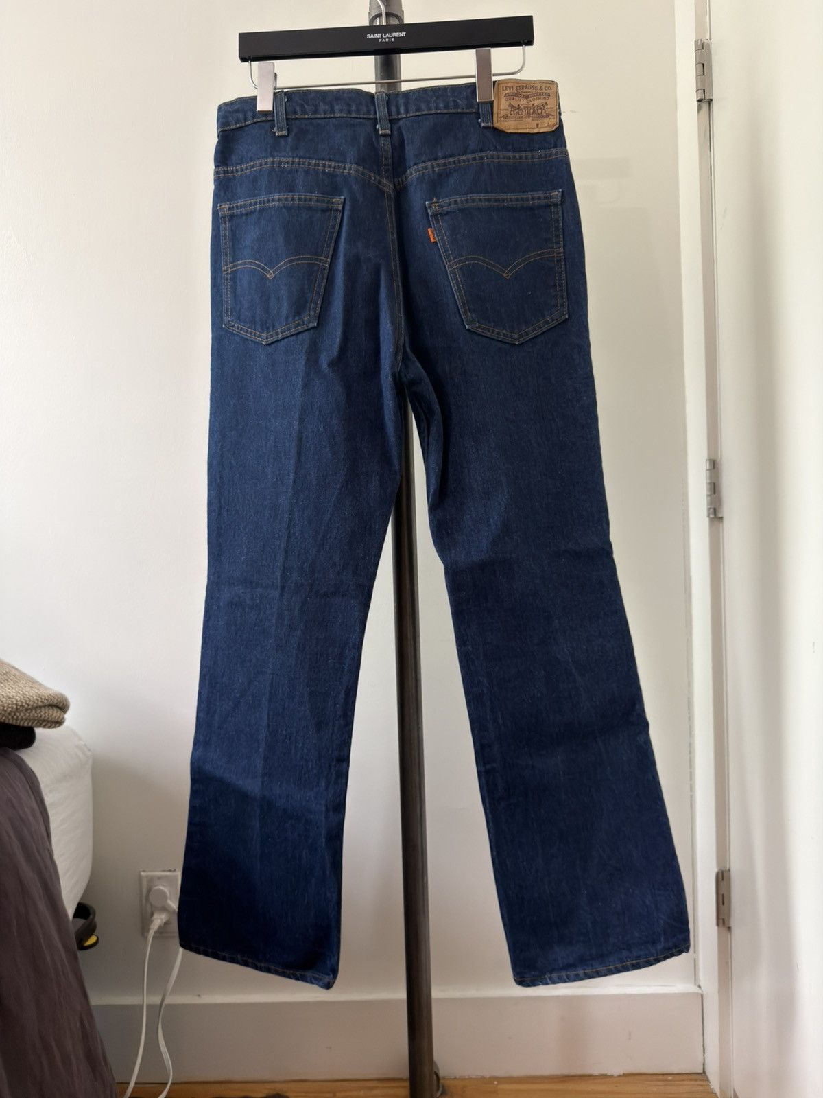 Levi's ‘70s Orange Tab 20517 Flares Size US 34 / EU 50 - 2 Thumbnail