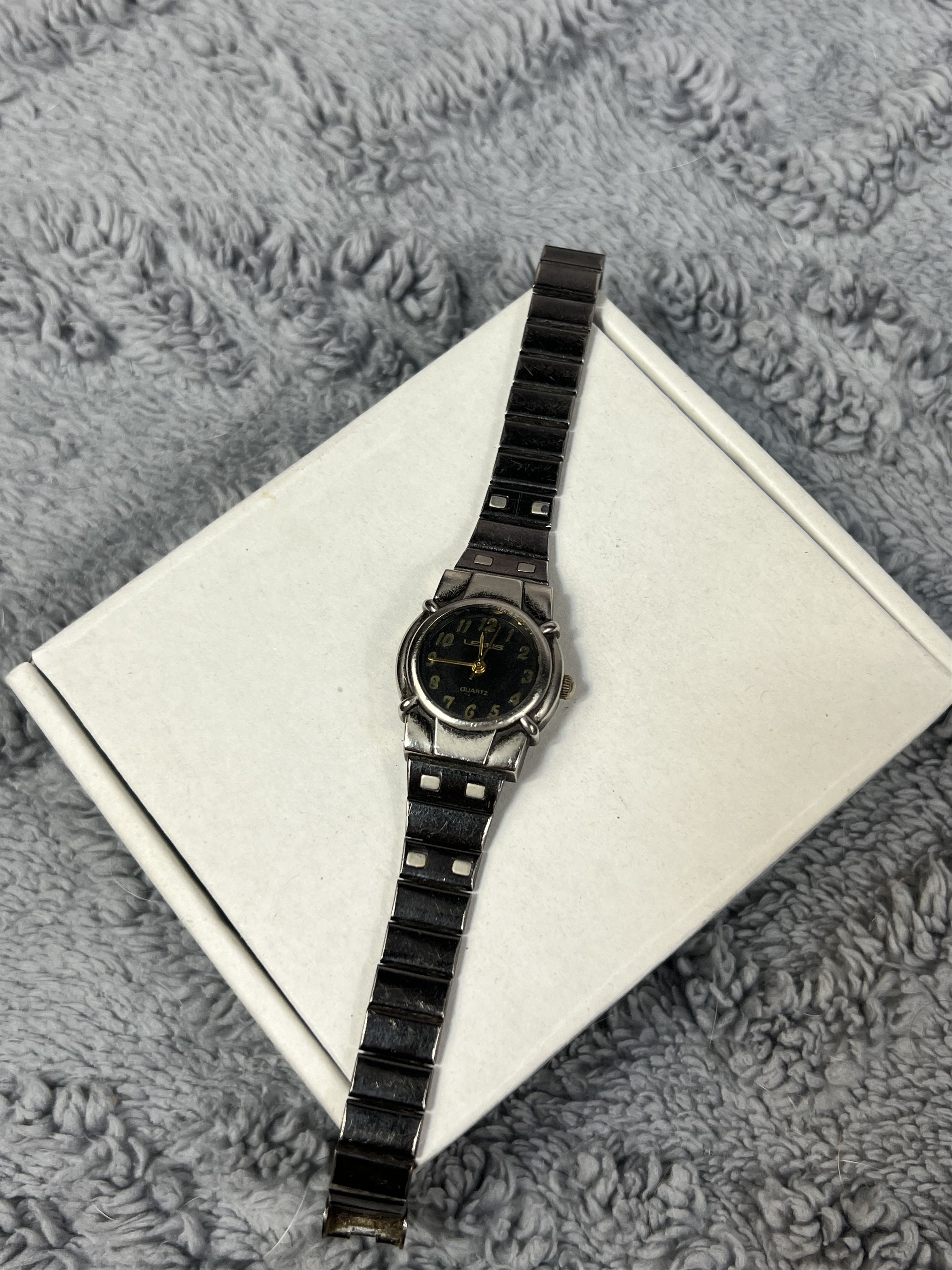 Vintage Futuristic Minimalistic Lexus Japanese Style Bracelet Watch Size ONE SIZE - 15 Thumbnail
