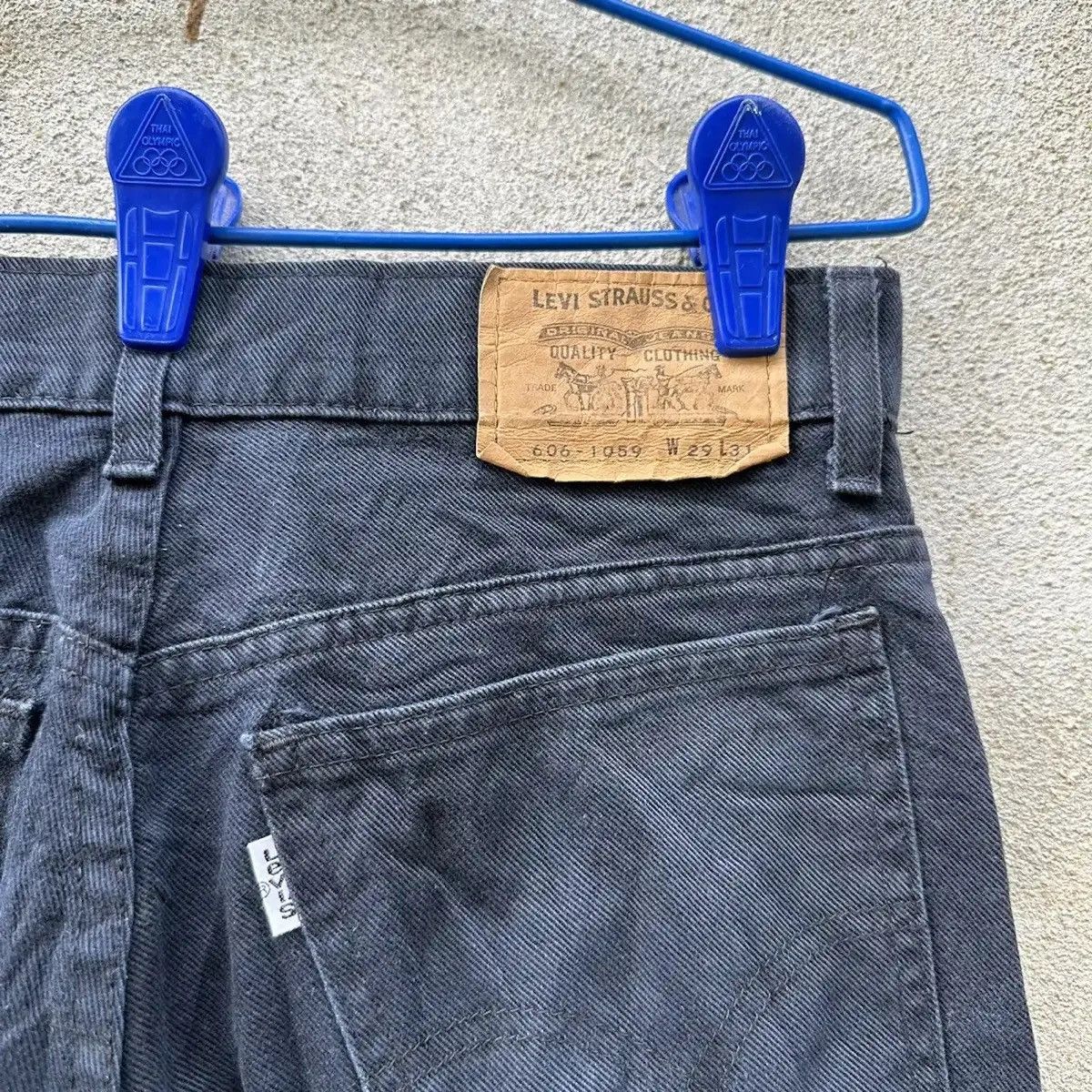 Levi's Vintage Clothing 1990’s VINTAGE LEVI’S 606 SUPER BLACK LEVIS JEANS WHITE TAB Size US 27 - 18 Thumbnail