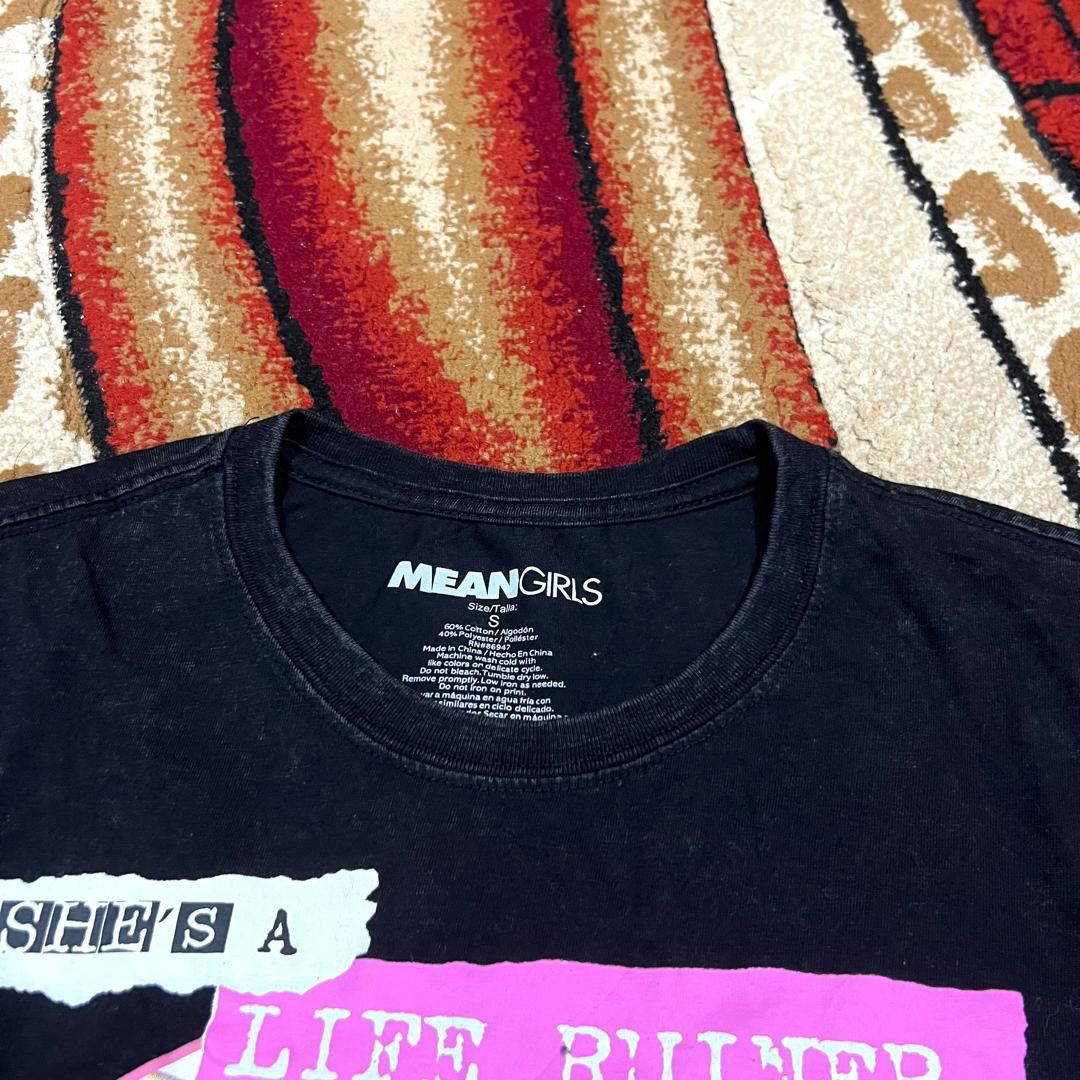 Band Tees Thrashed Faded Mean Girls Movie T Shirt Size US M / EU 48-50 / 2 - 4 Thumbnail