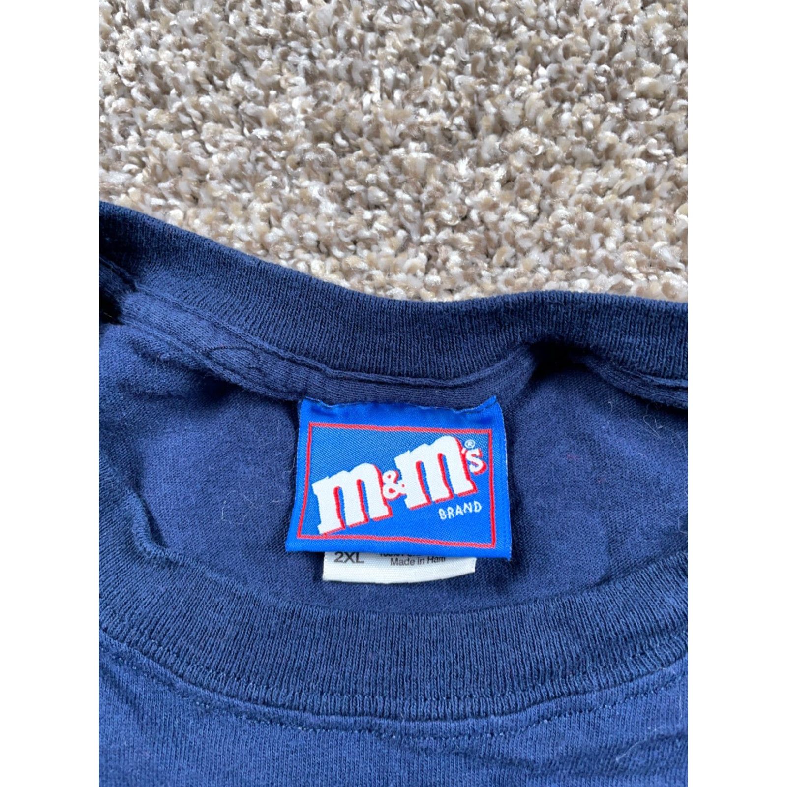Vintage VINTAGE M&M's Blue Christmas T-Shirt Men 2XL Crew Neck Short Sleeve Holiday Retro Santa Clause Logo Graphic Print Cotton Jersey Size US XXL / EU 58 / 5 - 3 Thumbnail