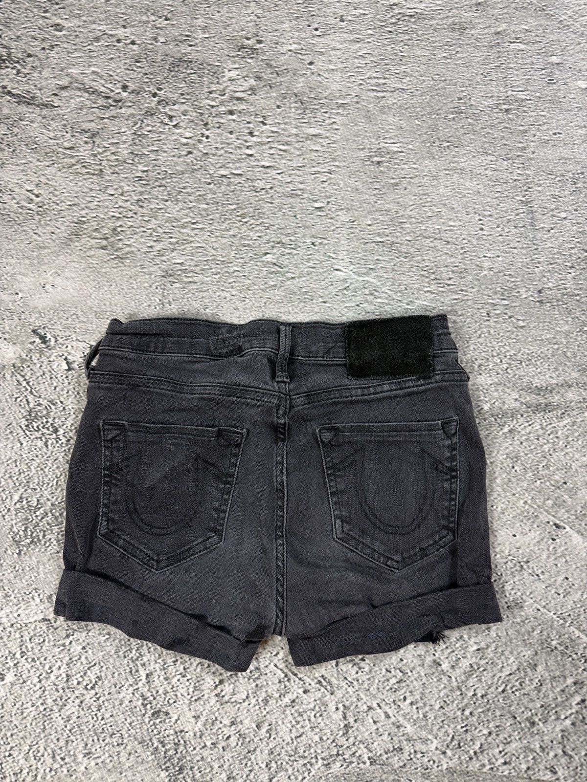 True Religion True Religion vintage black denim shorts mini Size 28" / US 6 / IT 42 - 1 Thumbnail