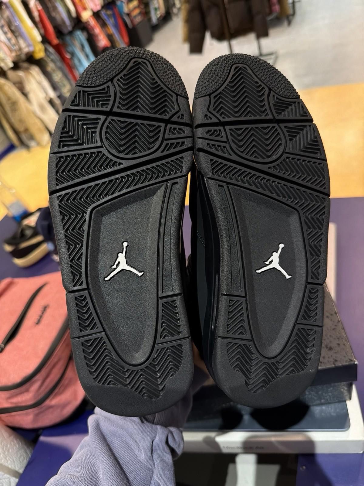 Jordan Brand Air Jordan (GS) 4 Retro "BLACK CAT" 2025 - Size 6.5Y Size US 6.5 / EU 39-40 - 10 Thumbnail