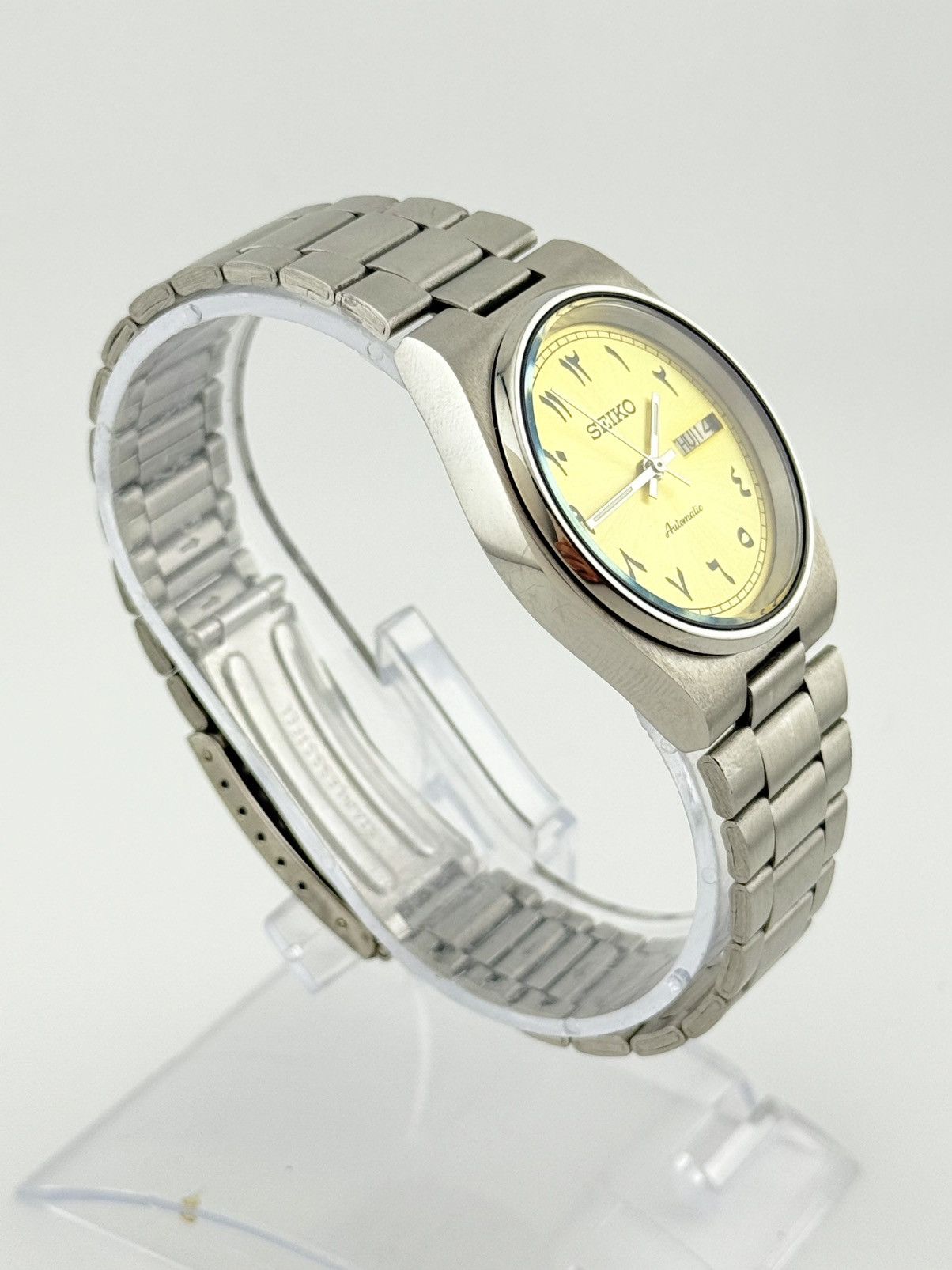 Seiko Seiko 5 Automatic Day Date Watch Yellow Dial 17 Jewels Size 36 - 3 Thumbnail