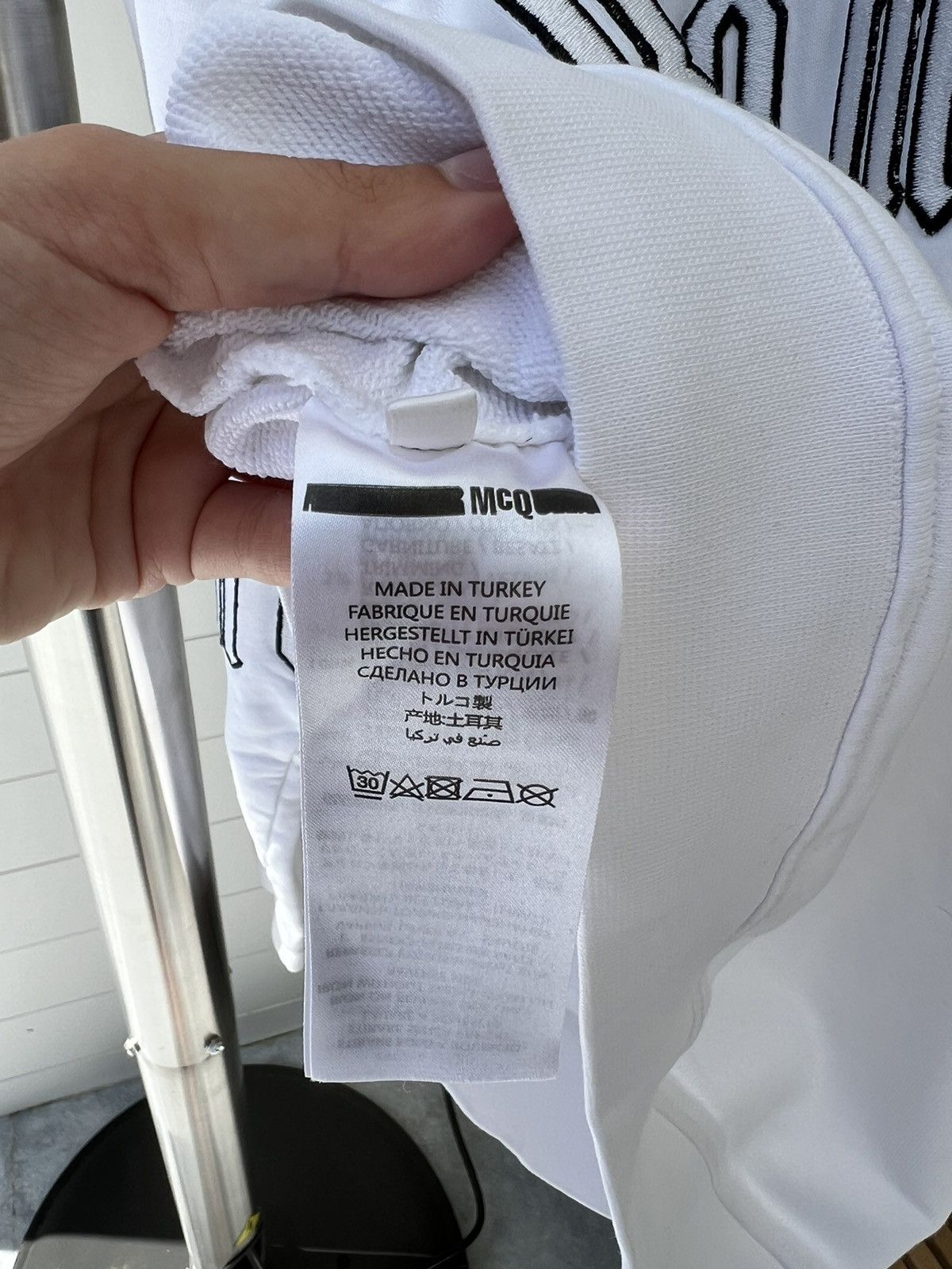 MCQ McQueen White Sweatshirt Size L Size US XL / EU 56 / 4 - 4 Thumbnail