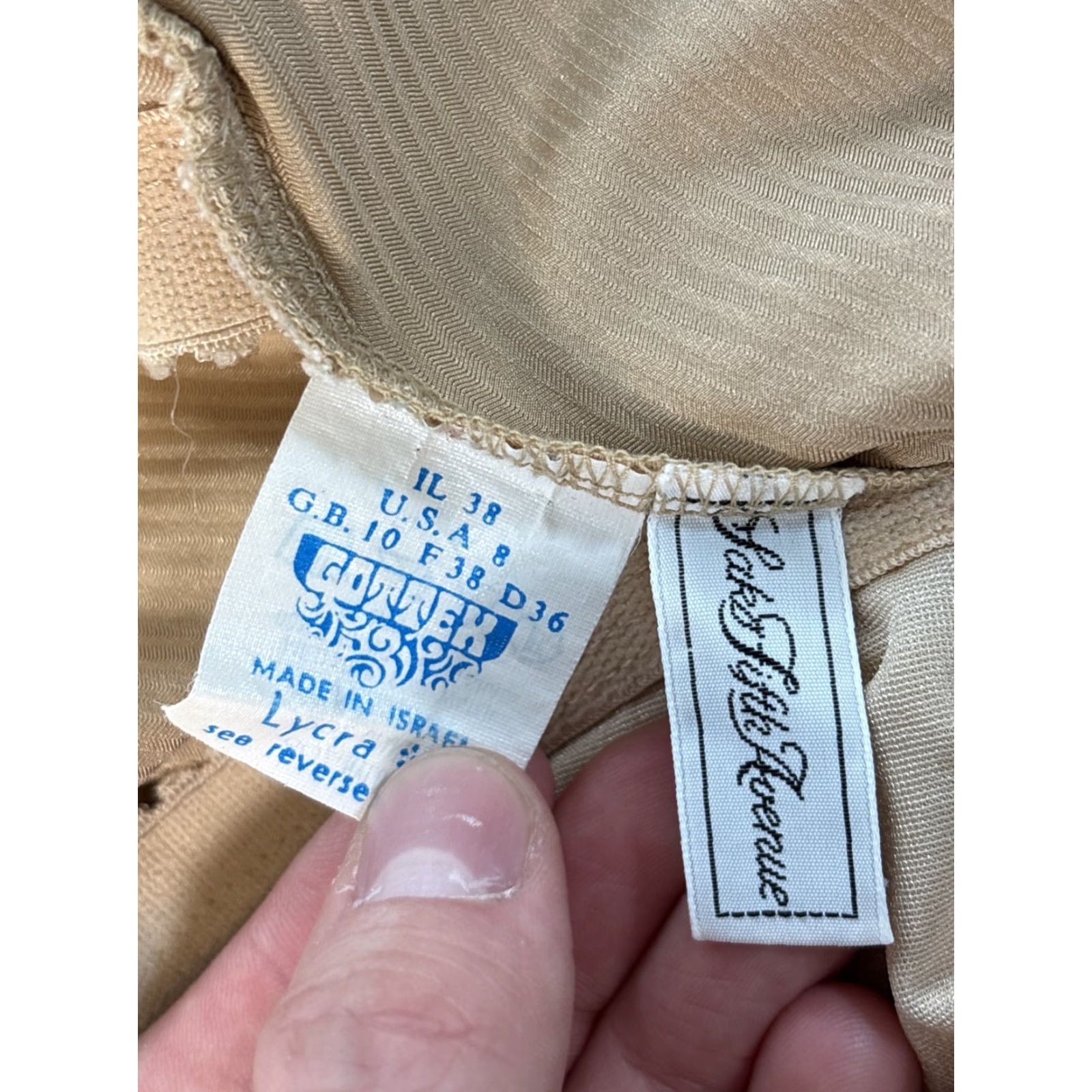 Saks Fifth Avenue VINTAGE Saks Fifth Avenue One Piece Swimsuit Womens Size 8 Gold Metallic Halter Swimsuit Womens Gold Halter 8 Size ONE SIZE - 5 Thumbnail