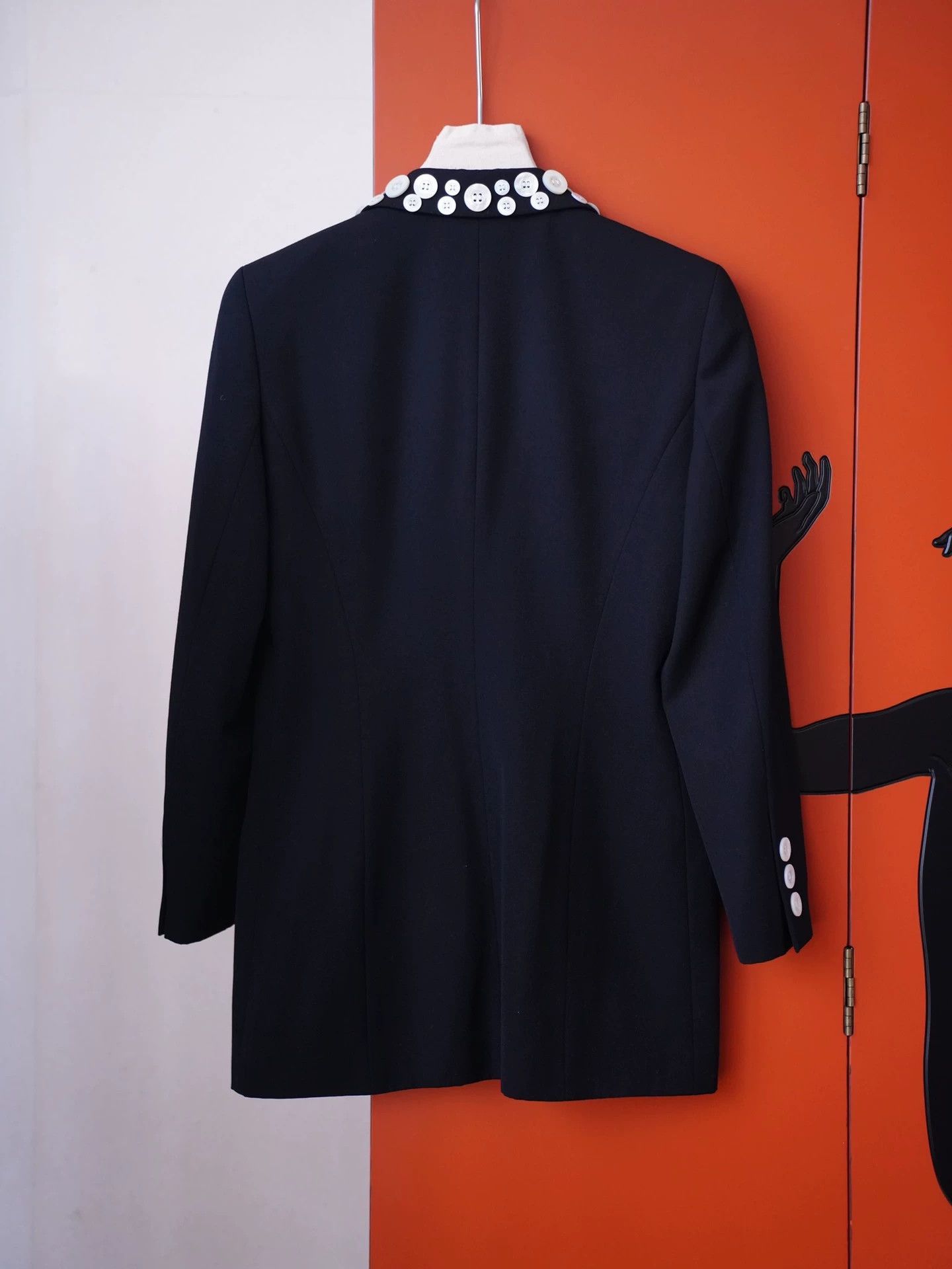 Escada Escada Vintage Wool Buttoned Notch Lapel Blazer Like New Size XS / US 0-2 / IT 36-38 - 3 Thumbnail