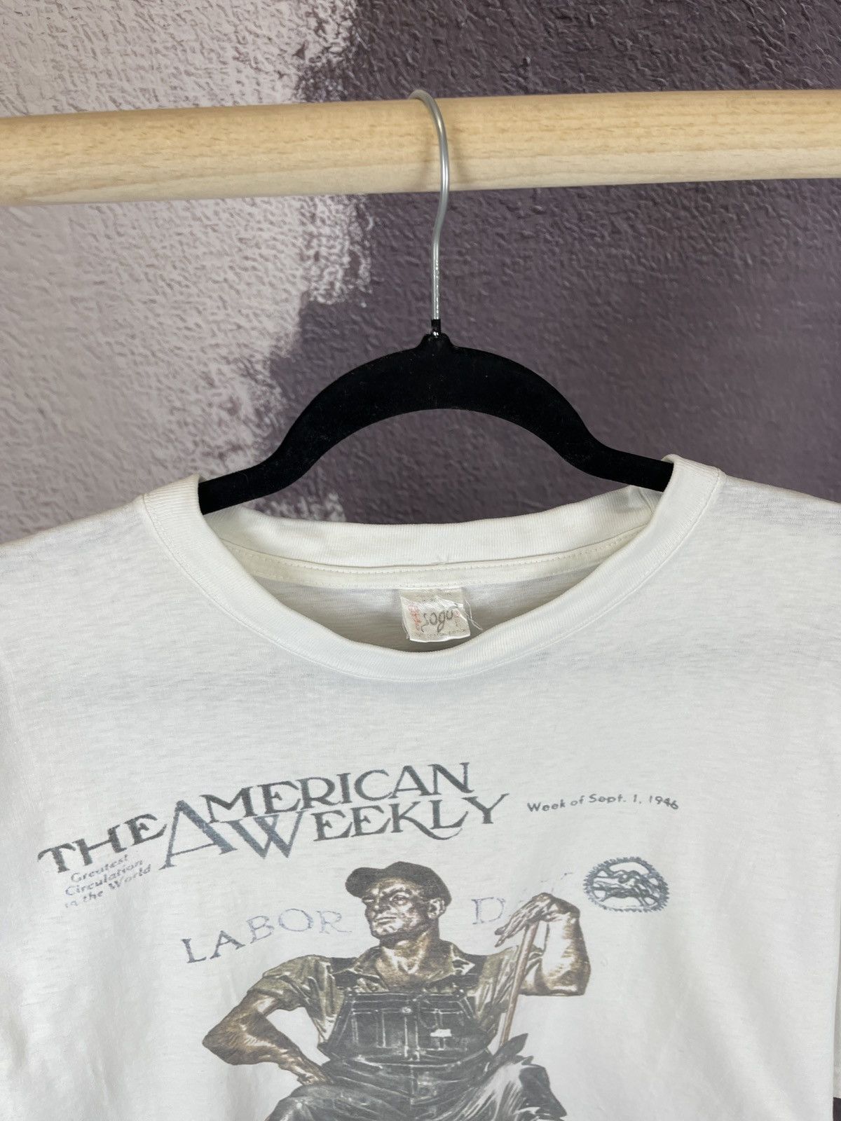 Vintage Vintage 90s The American Weekly Labor Day blue eagle art tee Size US L / EU 52-54 / 3 - 9 Thumbnail