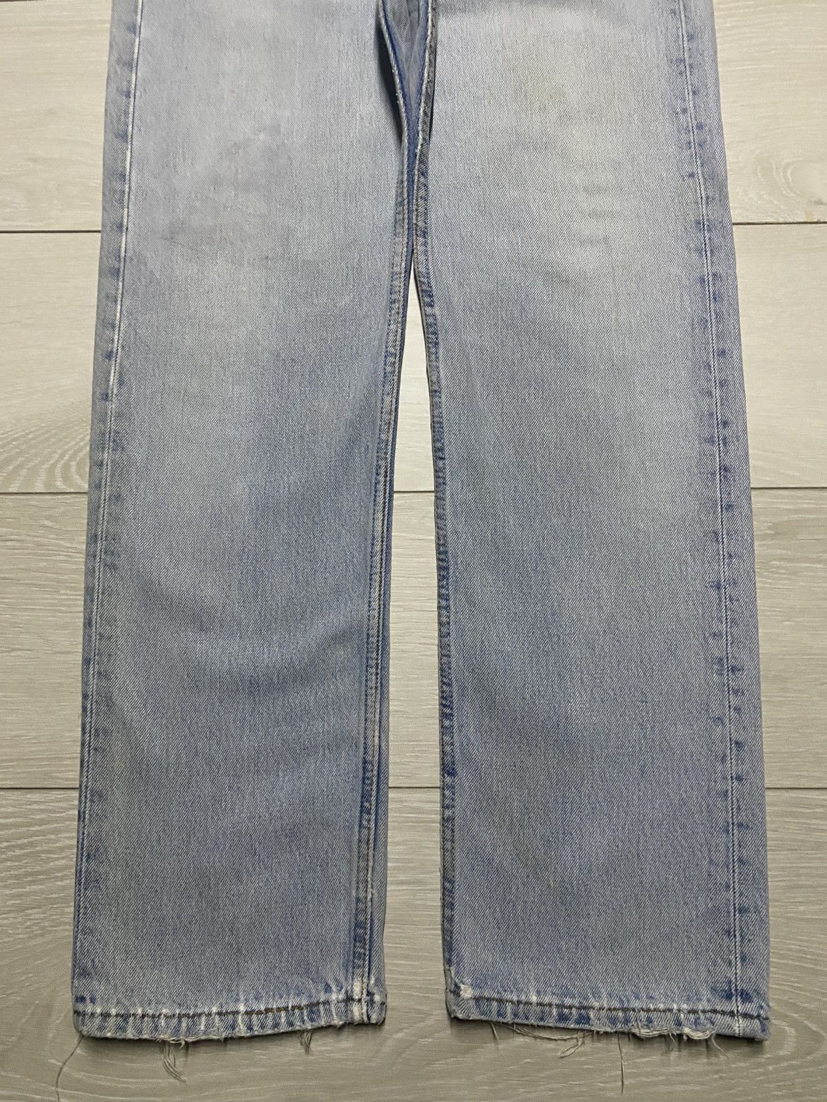 Levi's Vintage Levis 501 Light Faded Blue Distressed Loose Jeans Size US 30 / EU 46 - 5 Thumbnail