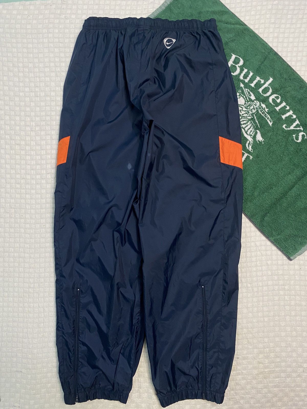 Carhartt Wip × Nike VINTAGE NIKE 90S BAGGY WIDE LEG SWOOSH TRACK PANTS Y2K Size US 38 / EU 54 - 7 Thumbnail