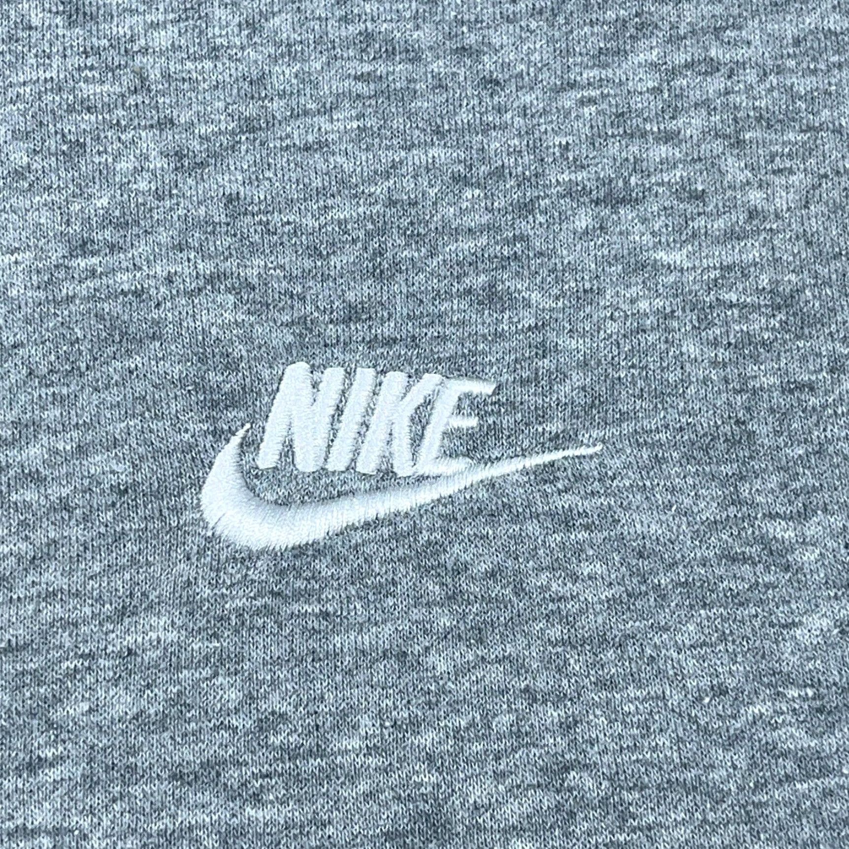 Nike Nike Sweatshirt Men Small Gray Crew Neck Sweater Mini Swoosh Plain Basic Retro Knit Fleece Logo Long Sleeve pullover All Seasons Regular Size US S / EU 44-46 / 1 - 3 Thumbnail